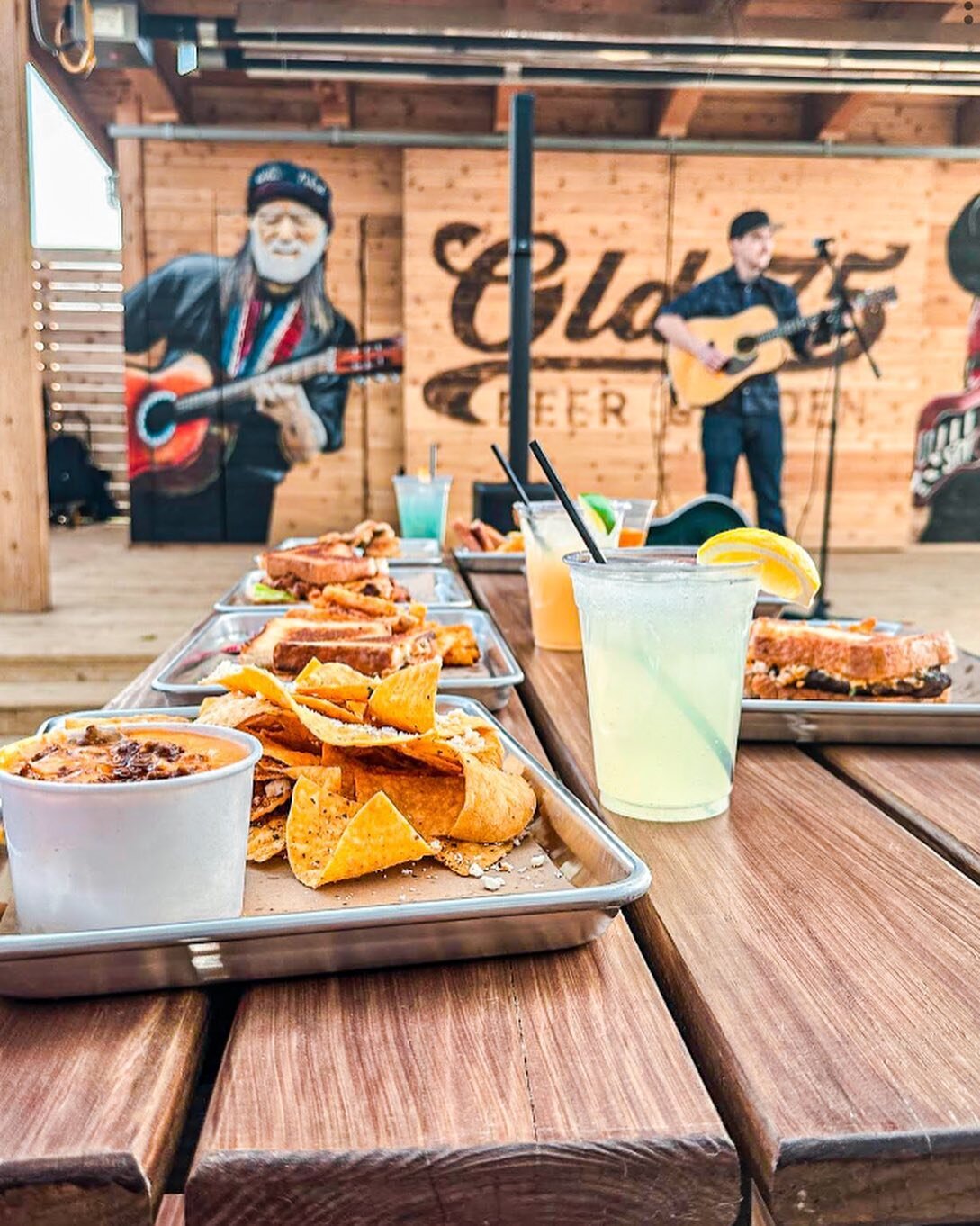 WE GOT THAT CHEESE YOU CAN EAT. 🧀

Burgers. Cheese Fries. QUESO?! You name it.

We'll see you for lunch today for the best damn queso in Texas!

And don&rsquo;t miss @mitchell_ford_music on stage from 2-5pm 🤘🏼