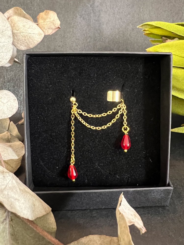 earcuf pearl red nettikauppa.jpg