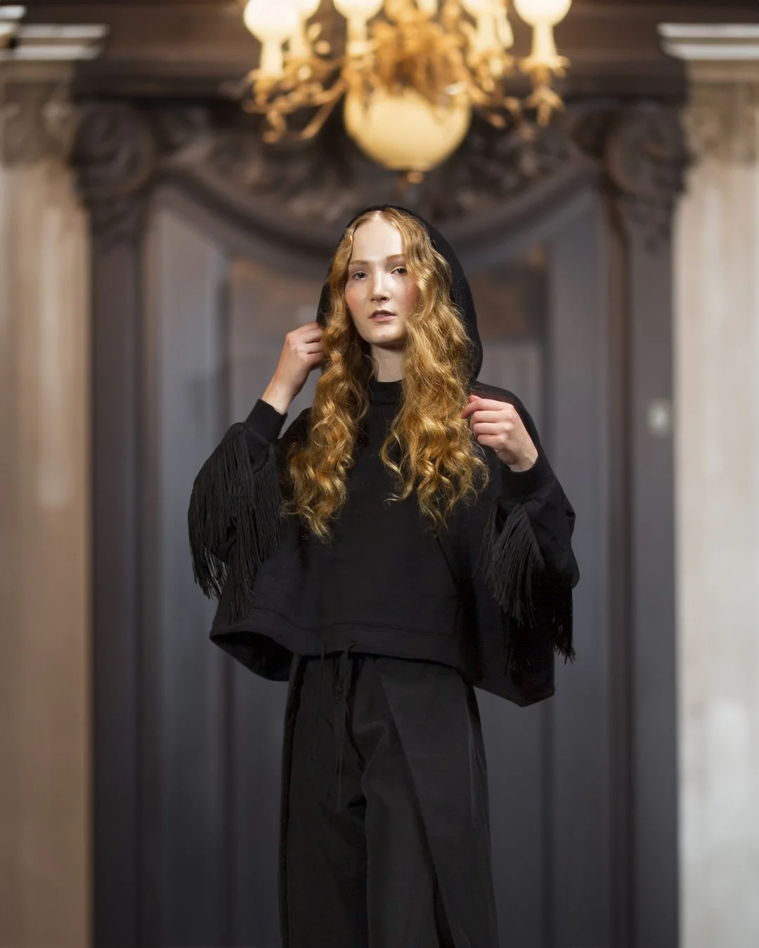 Flash salessa my&ouml;s Yolandi huppari &amp; Mylly-nappiverkkareiden pakettitarjous, nyt saat astetta r&auml;yhe&auml;mm&auml;n verkkarisetin ilahduttamaan syksy&auml;. Jotenkin my&ouml;s viihdytt&auml;v&auml; hapsuinen Yolandi pehment&auml;&auml; v