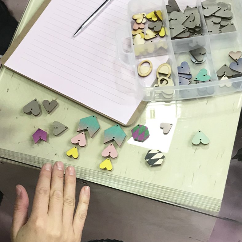 alkuvuoden korupajat ja Stitch &amp; bitch kässäkerho