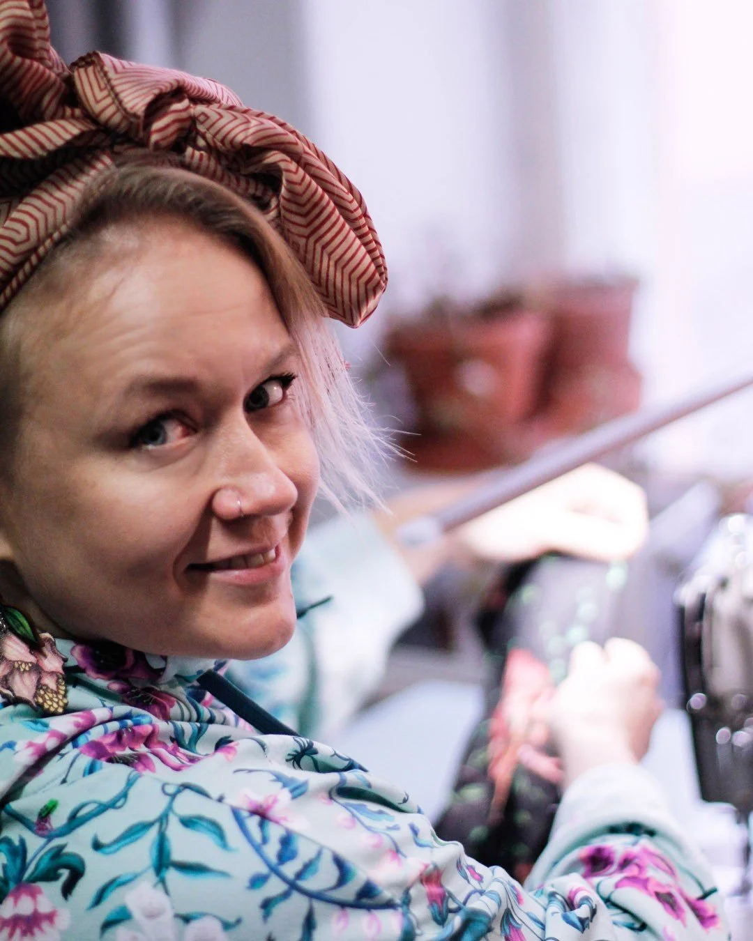 Lomat on lusittu ja Pariisin Premier Vision-kangasmessuilla on k&auml;v&auml;isty. Nyt aloitetaan koko studion kollaus ja pieni remppa &amp; rymsteeraus sek&auml; ainainen kev&auml;&auml;n tunnusmerkki eli yst&auml;v&auml;myynnit!

Koska ajat ovat ka