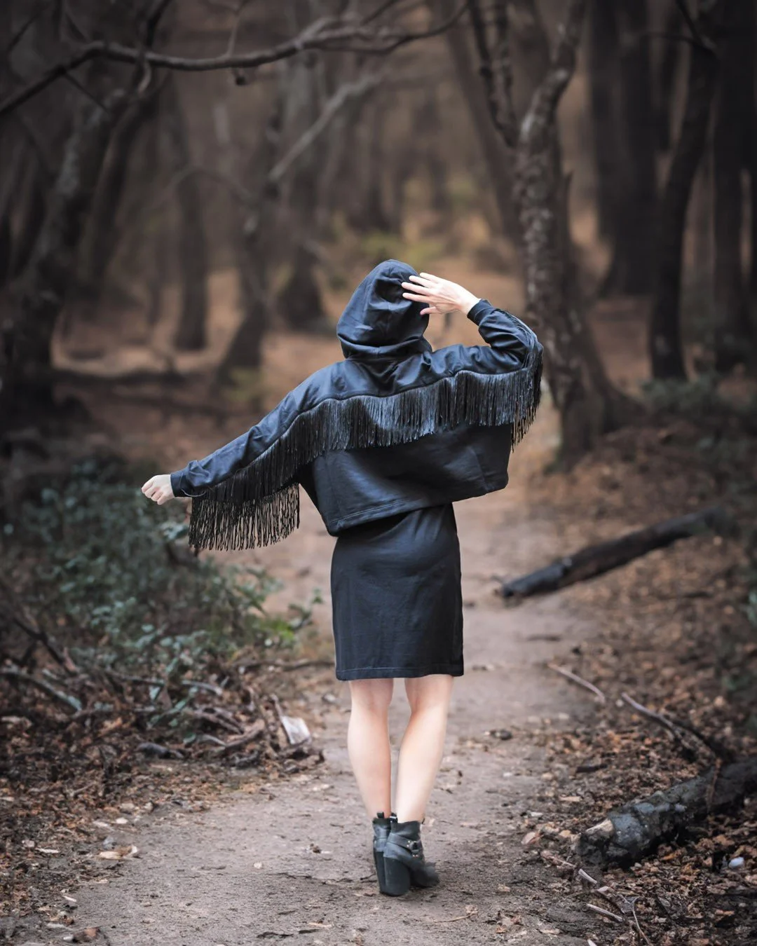 Taannoin kyselin v&auml;rikombinaatio toiveita Yolandeihin, t&auml;ll&auml;viikolla toivotaan ett&auml; saadaan ensimm&auml;iset n&auml;ist&auml; esittelyyn! Kuvassa aina klassinen musta/musta, alaosana kes&auml;inen oma suosikkini lyhyt Holly mekko;