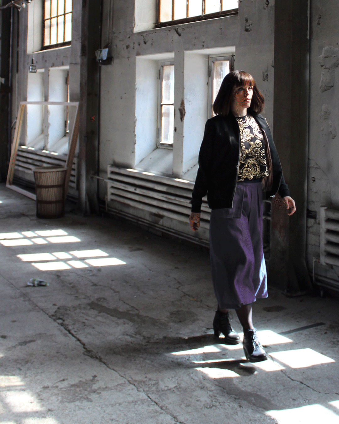 hood-lilaa_02.gif