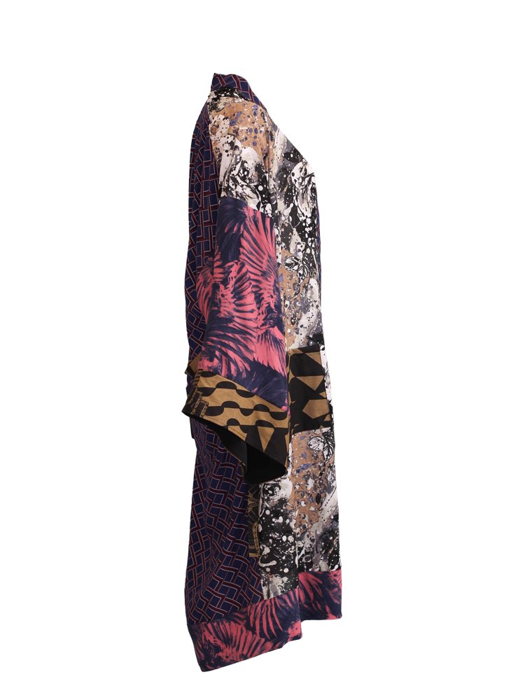 25 kimono roiske sivu.jpg