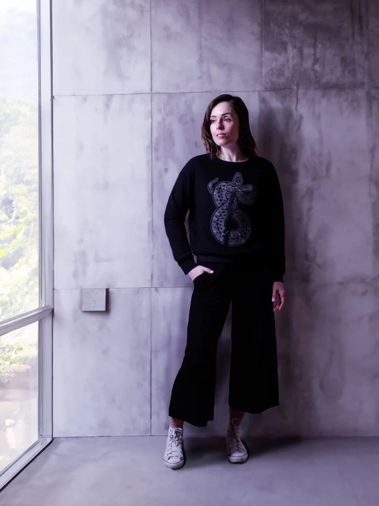 Hyper college Black adder, musta