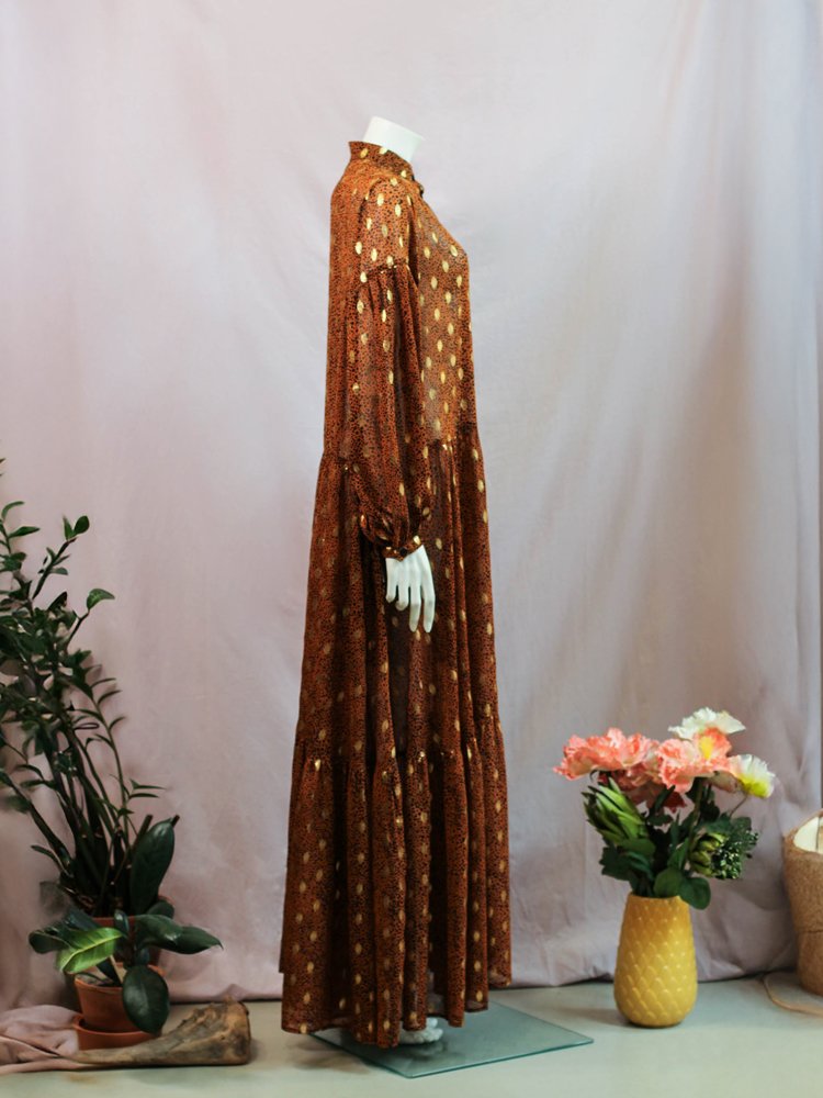 25 anousha leaopard sivu.jpg