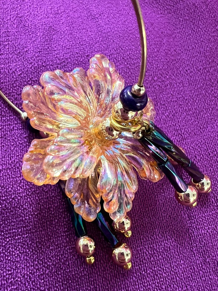jatuli in bloom orange detail.jpg