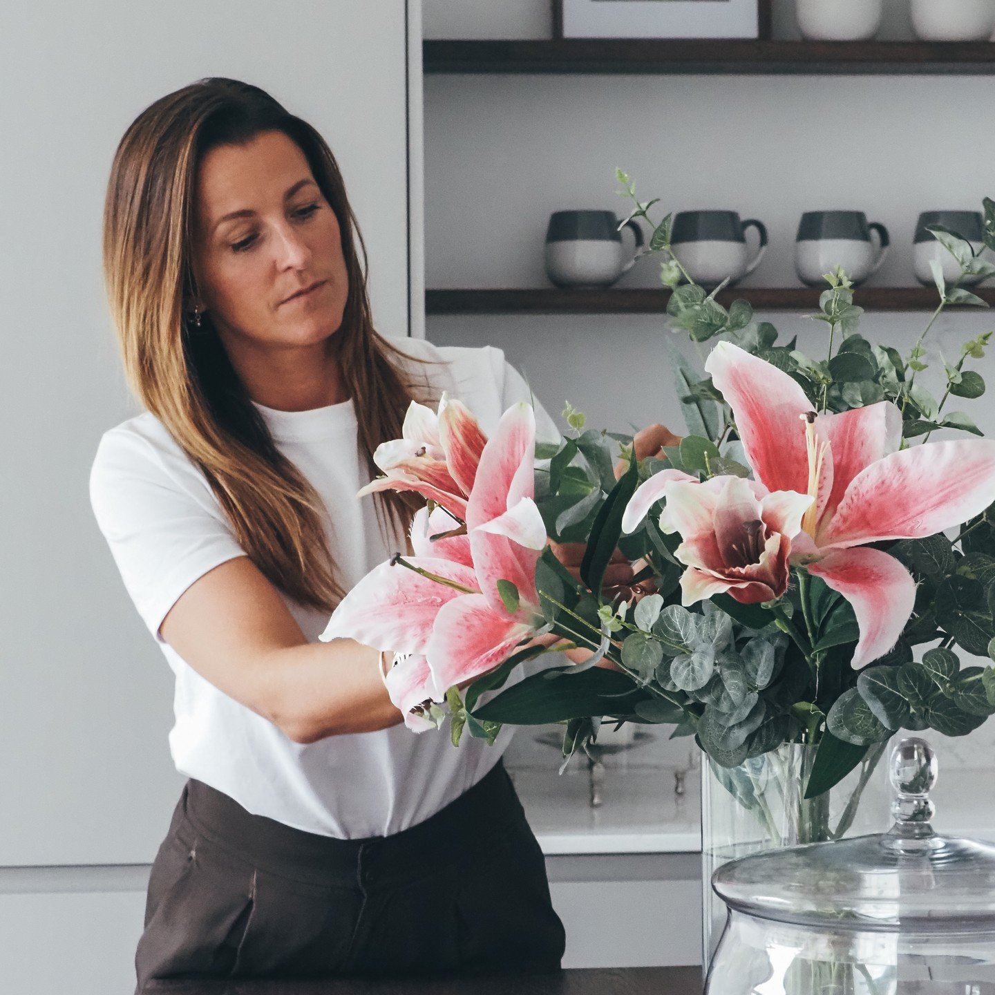 Nothing feels nicer than having flowers on display around the home. I love to have bunches of Eucalyptus as it looks and smells beautiful and symbolises strength, protection and abundance. My favourite flower is a pink Lily 🌺

Read my blog for the b