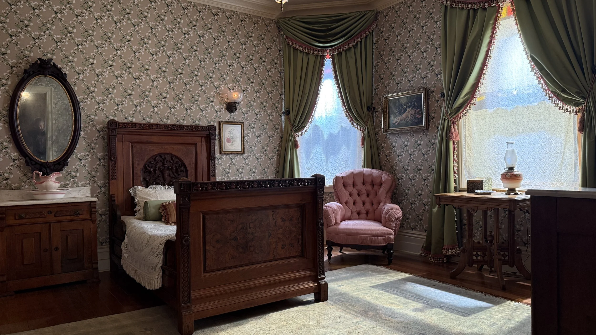 Borden House-1.jpg