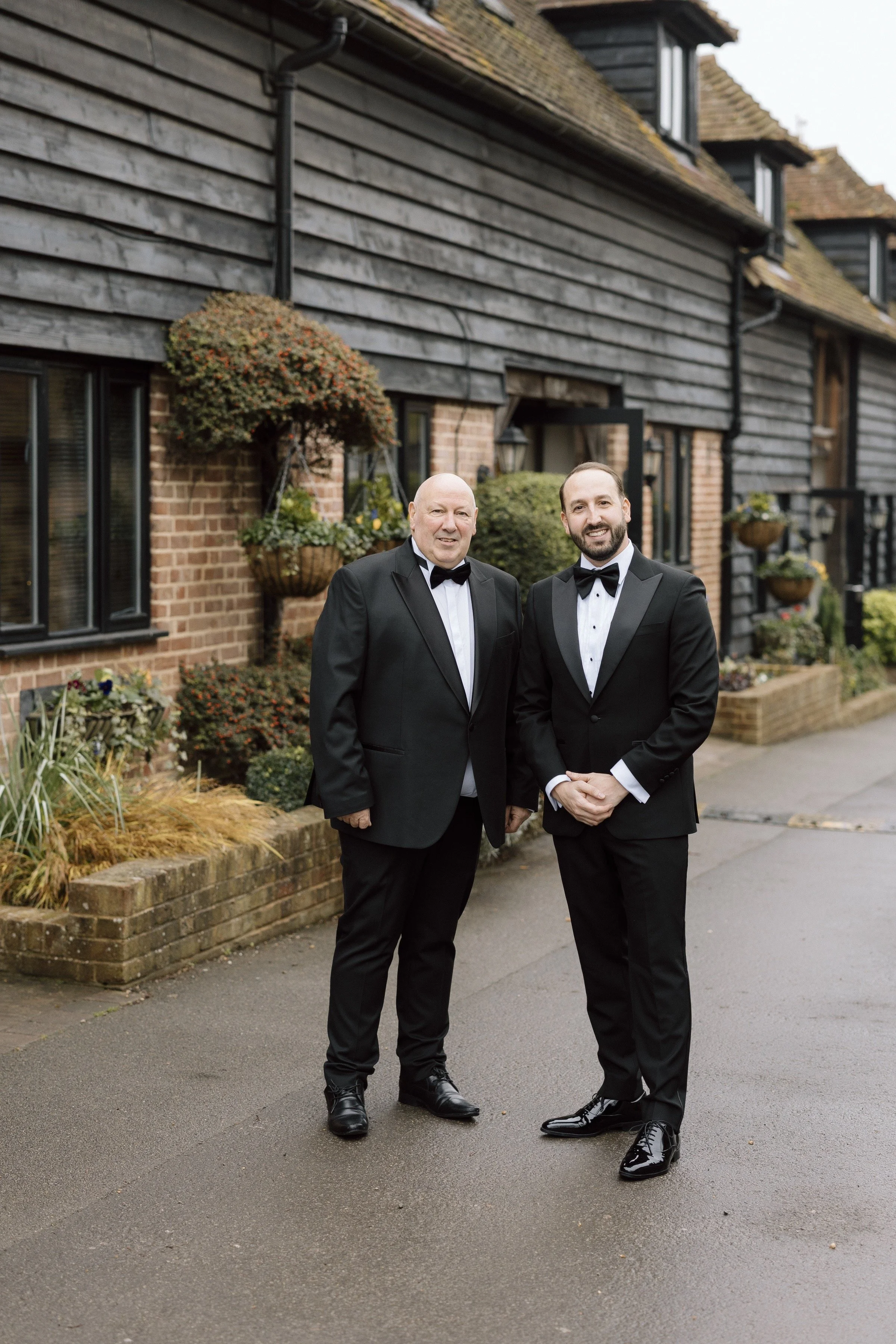 Rachel and James-Helen Rowe Photography-77-2.jpg