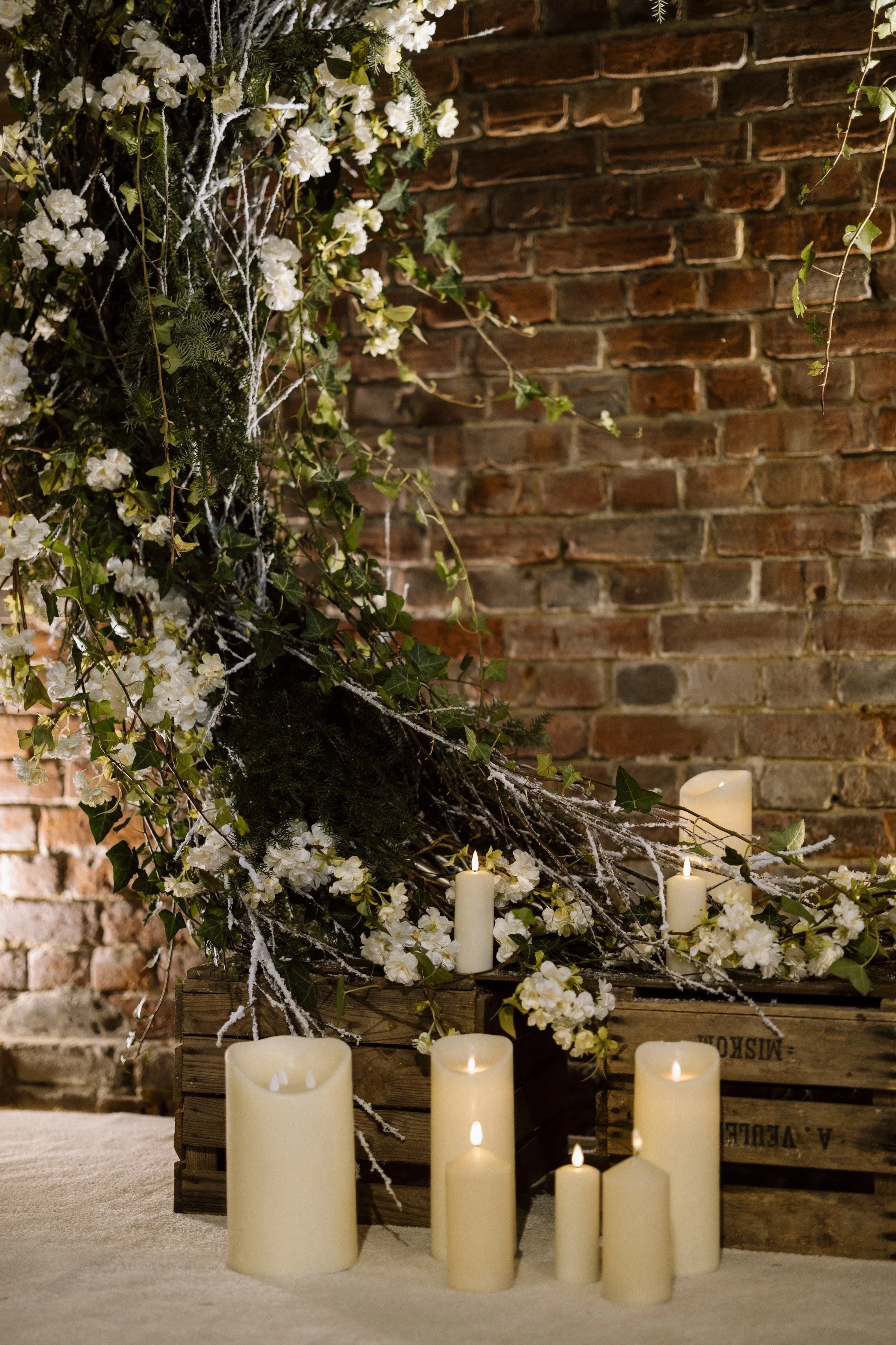 Rachel and James-Helen Rowe Photography-95.jpg