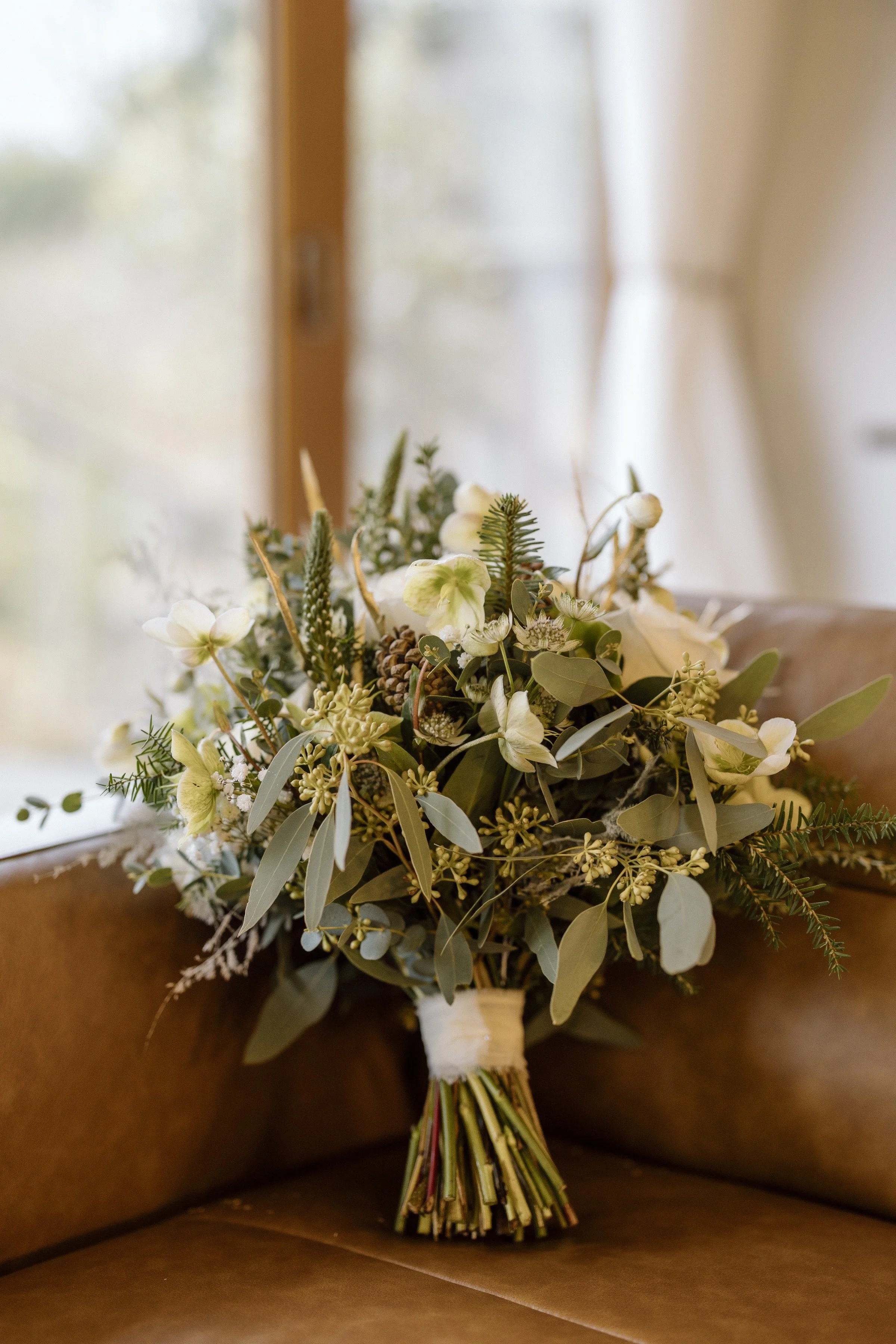 Rachel and James-Helen Rowe Photography-104.jpg