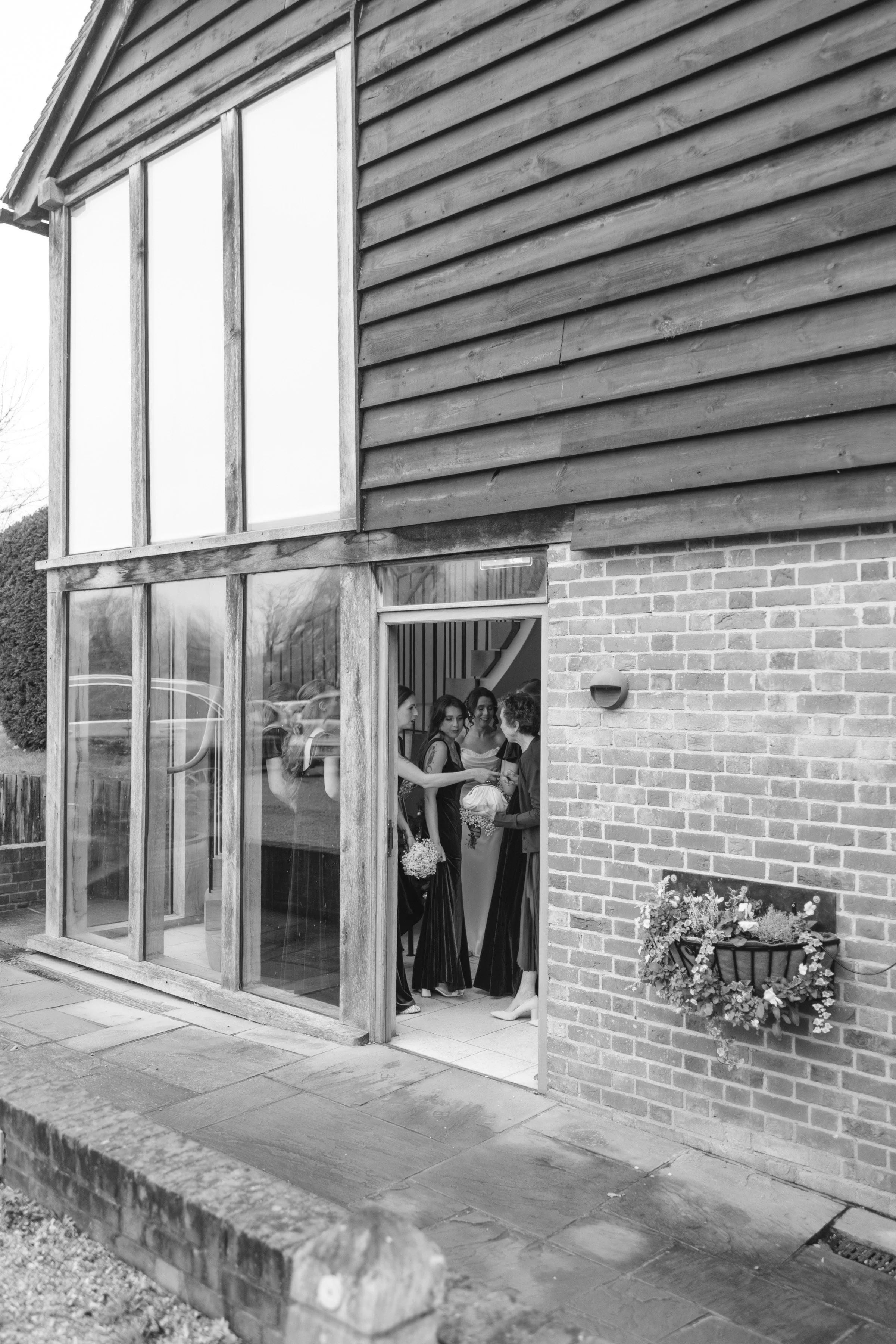 Rachel and James-Helen Rowe Photography-155.jpg