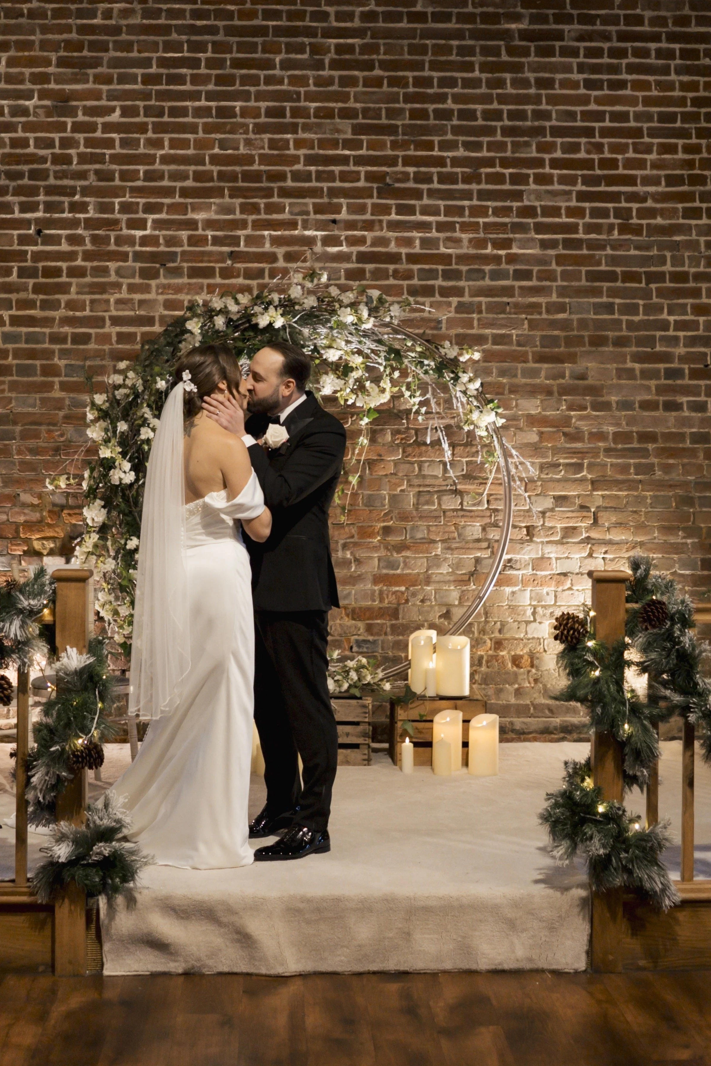 Rachel and James-Helen Rowe Photography-284.jpg