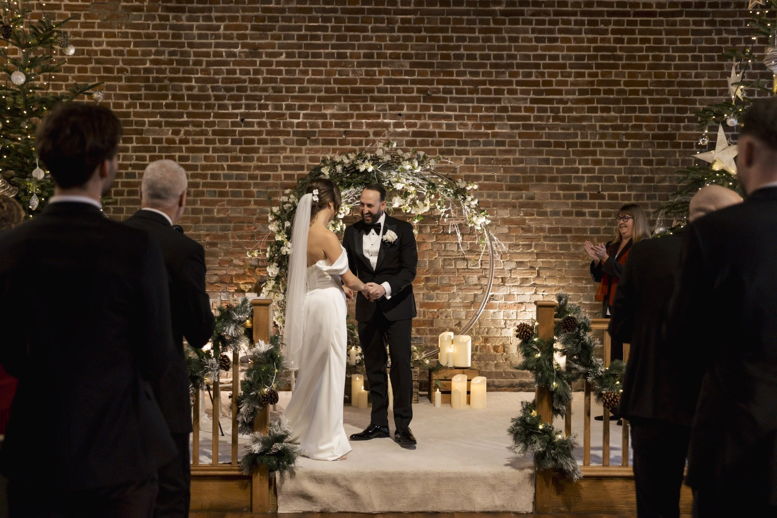 Rachel and James-Helen Rowe Photography-285-2.jpg