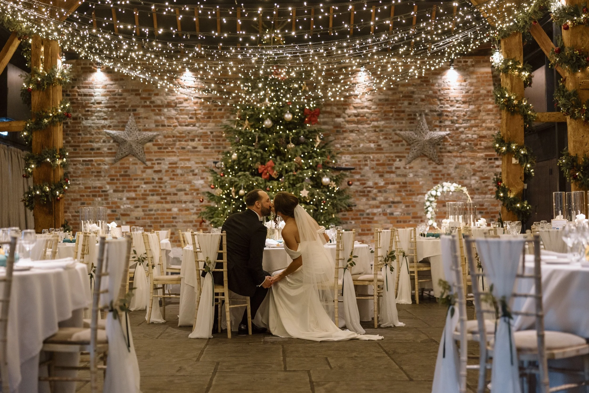 Rachel and James-Helen Rowe Photography-308.jpg