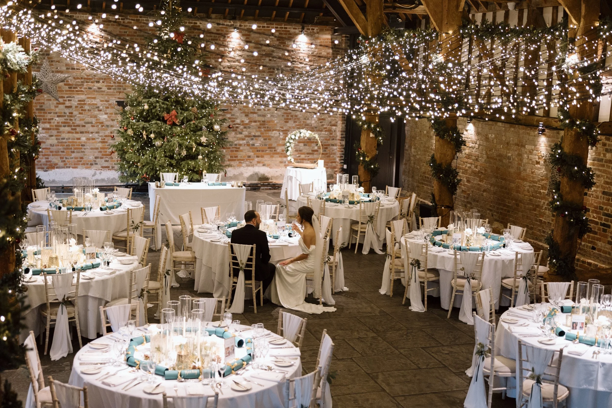 Rachel and James-Helen Rowe Photography-312-2.jpg