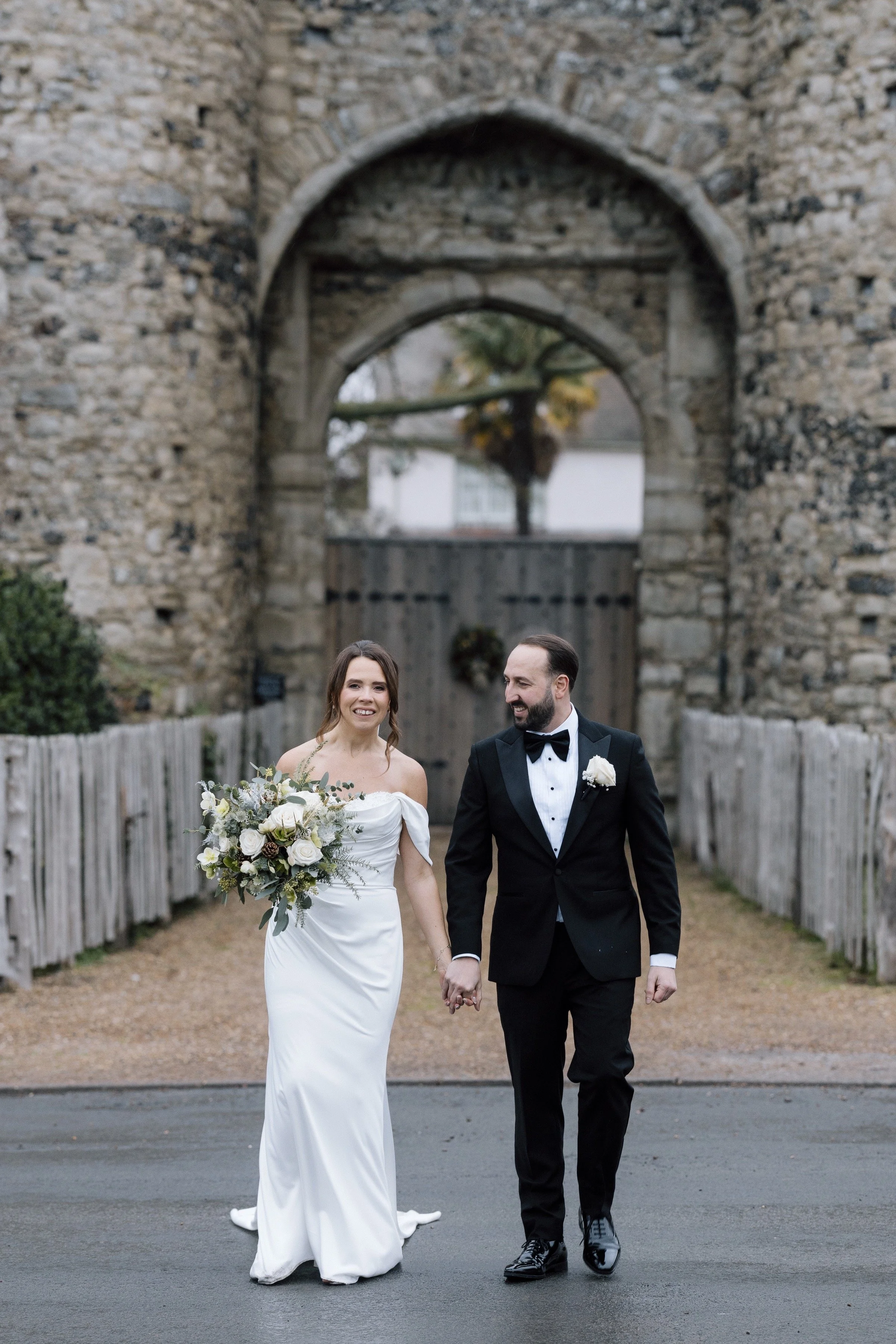 Rachel and James-Helen Rowe Photography-500-2.jpg