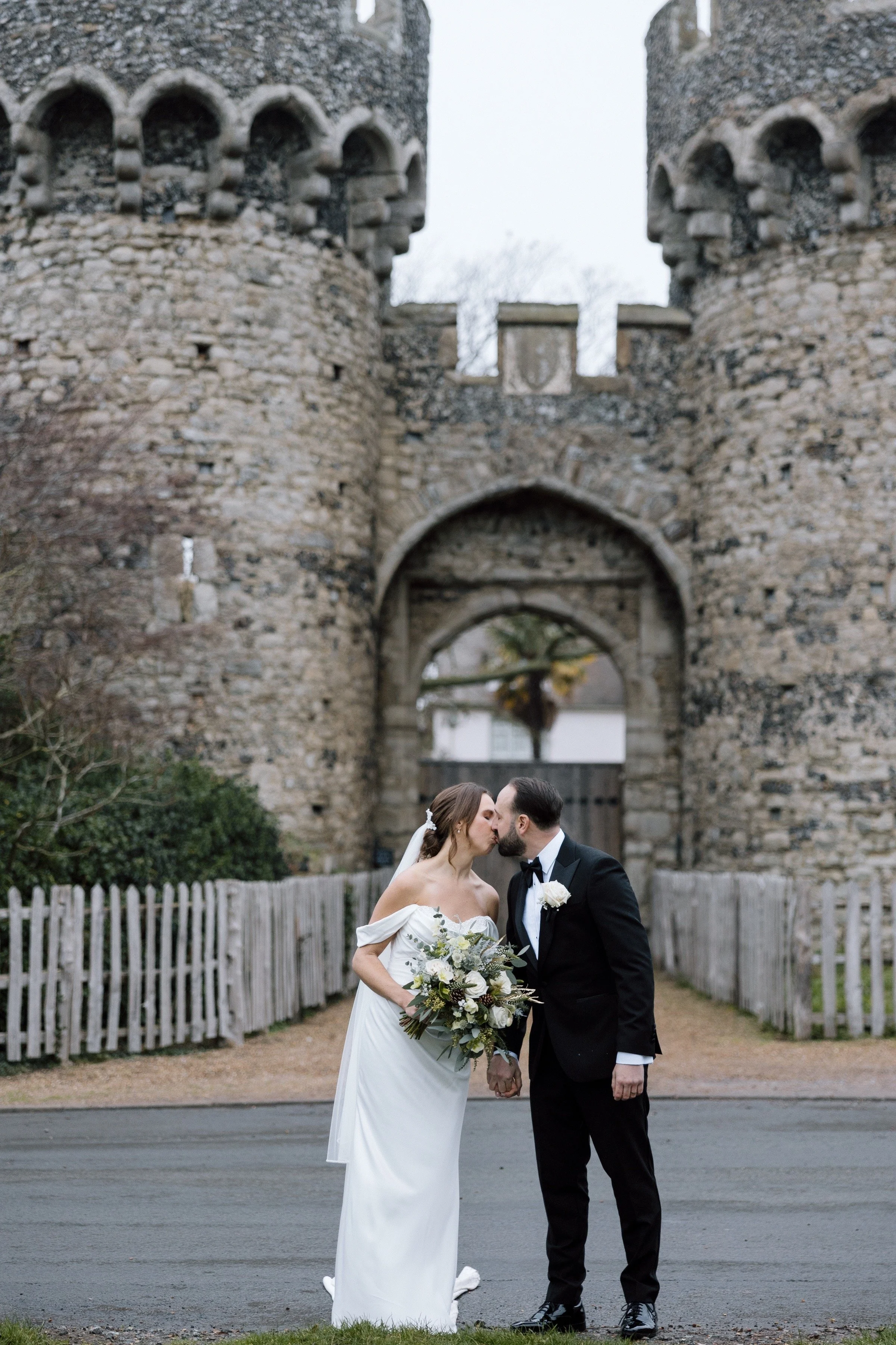 Rachel and James-Helen Rowe Photography-501.jpg