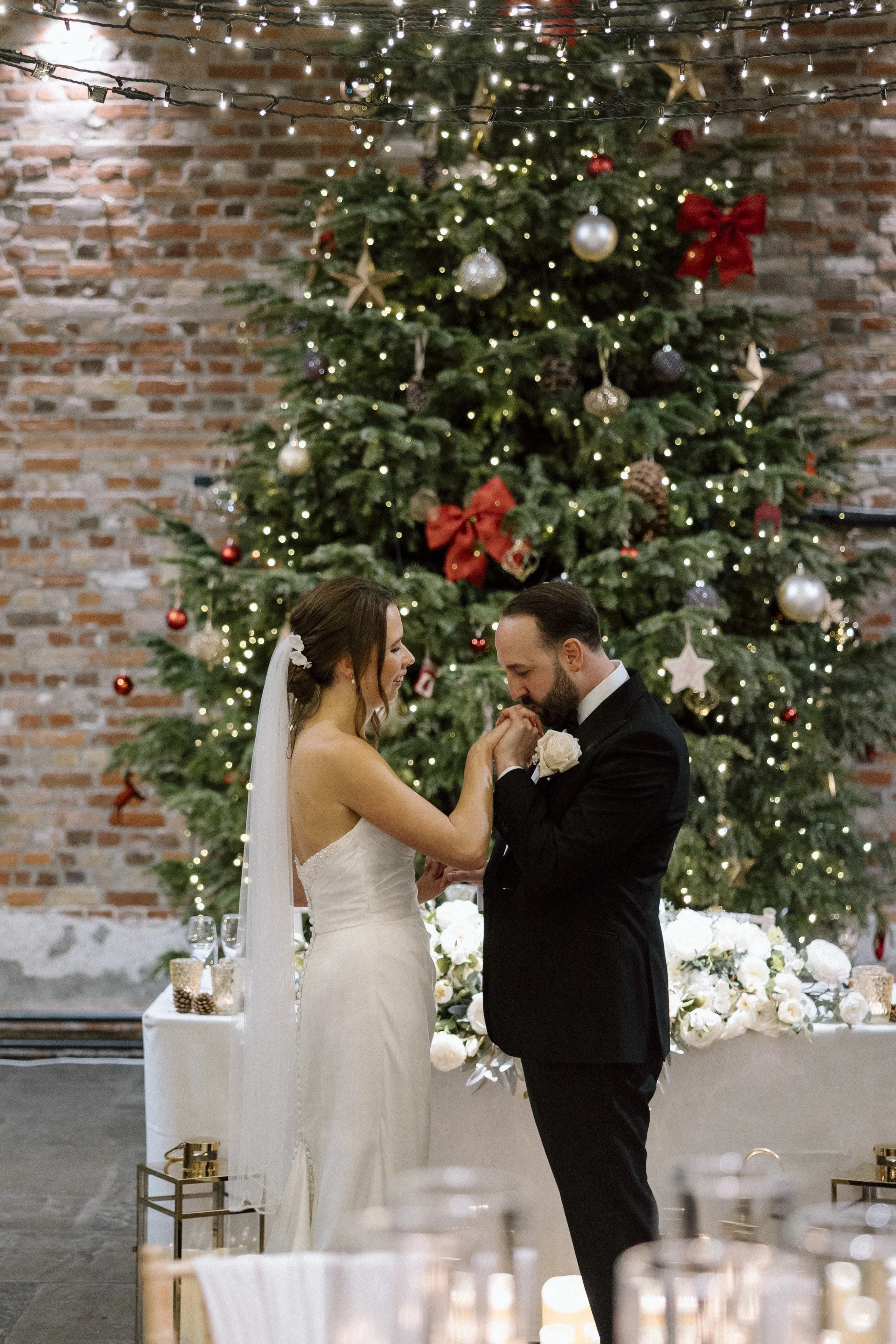 Rachel and James-Helen Rowe Photography-587.jpg