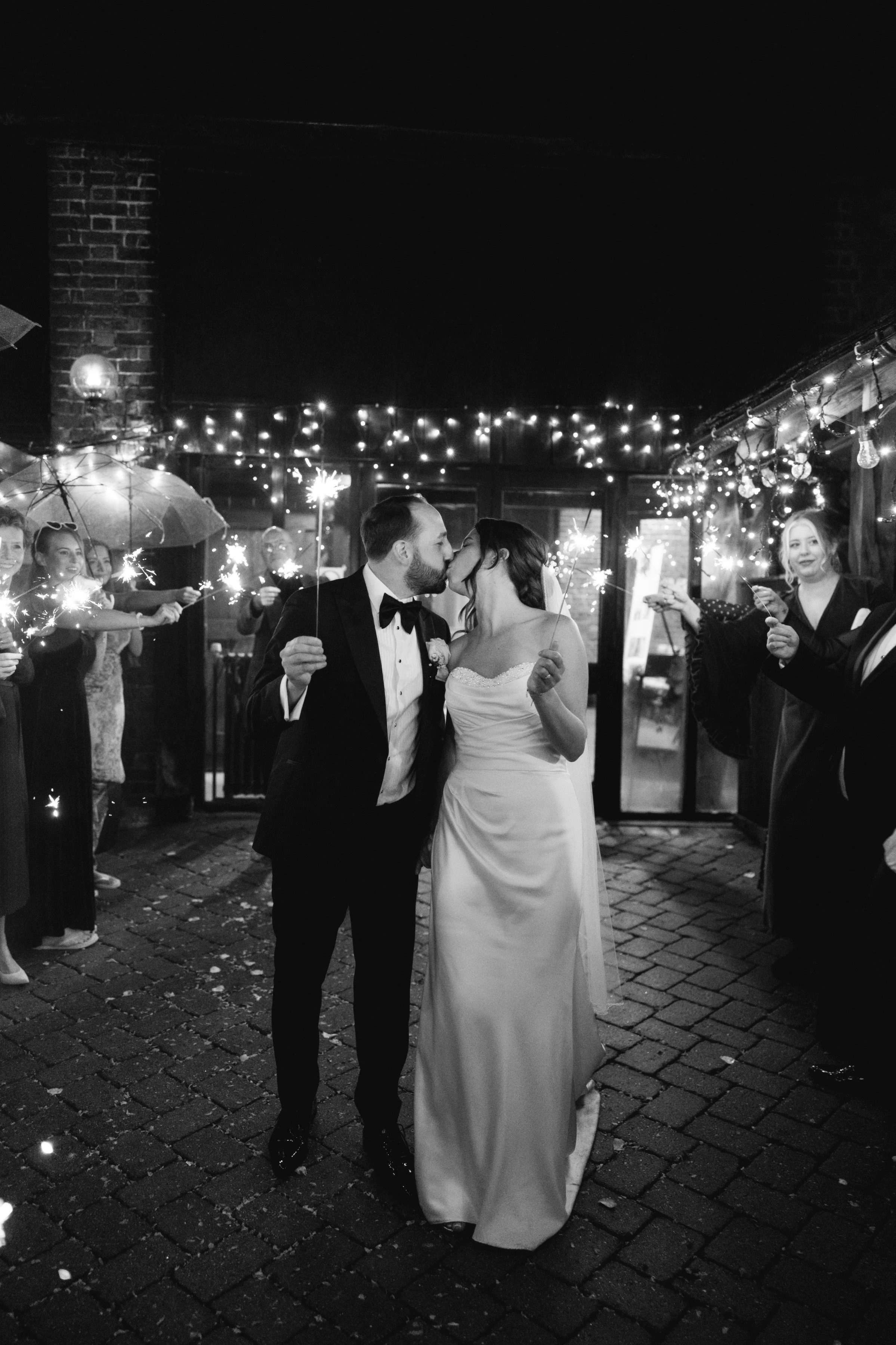 Rachel and James-Helen Rowe Photography-790-2.jpg