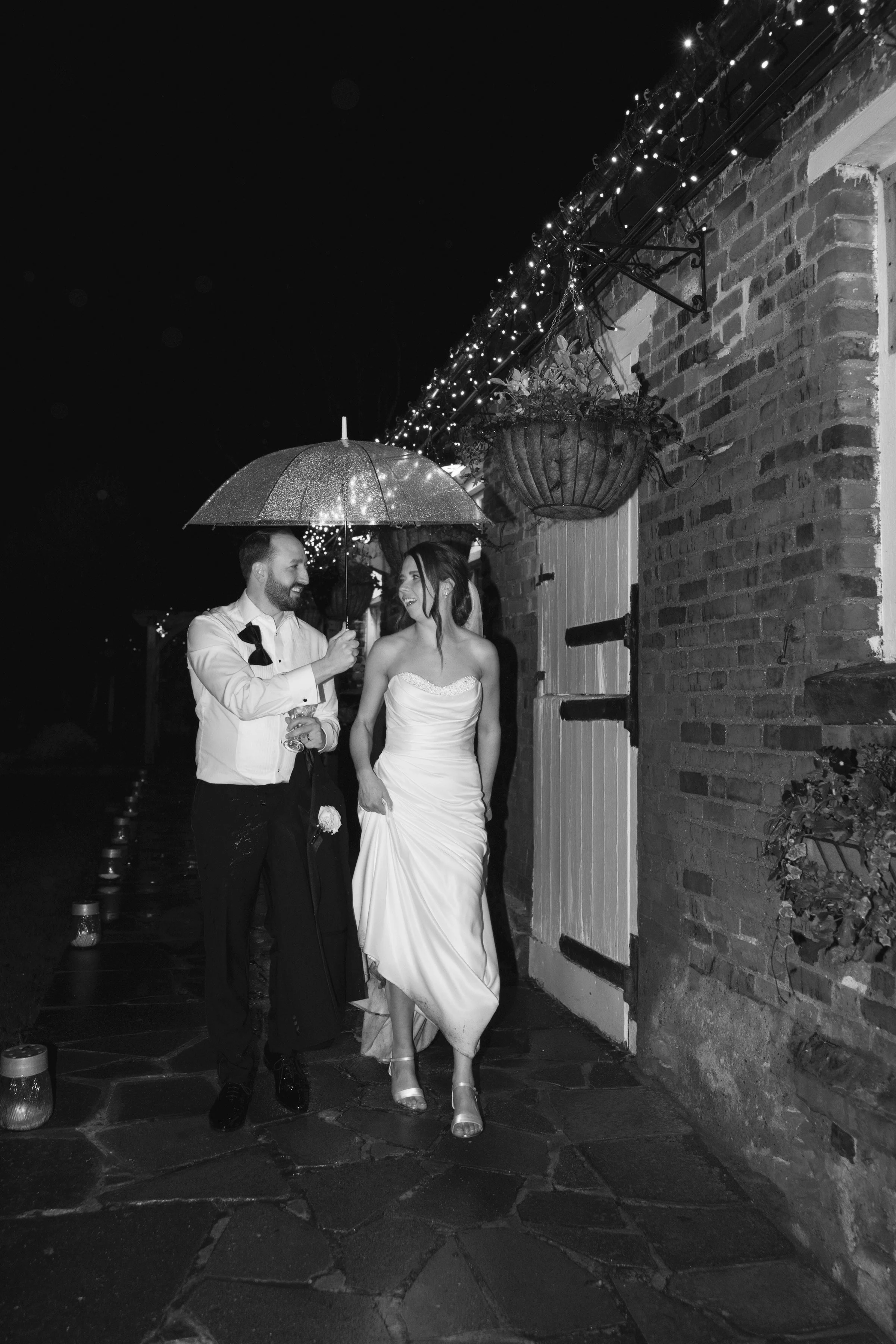 Rachel and James-Helen Rowe Photography-831.jpg