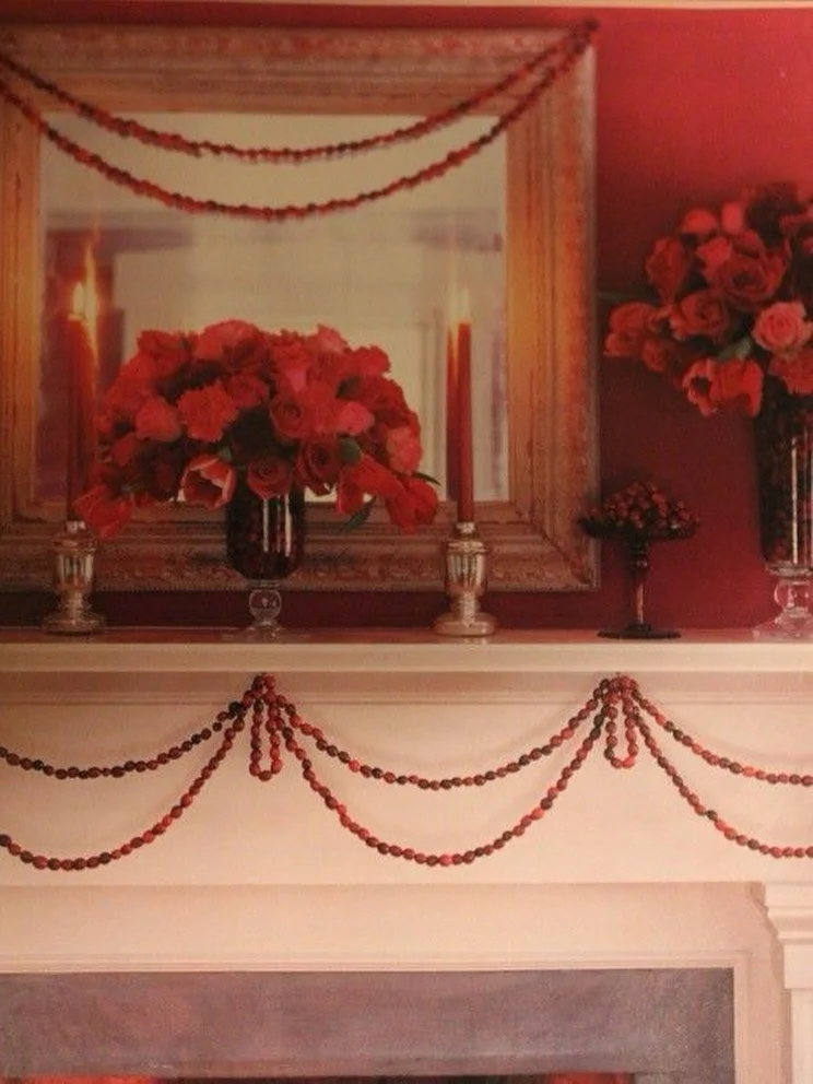 More is more, always during the Holidays 💋