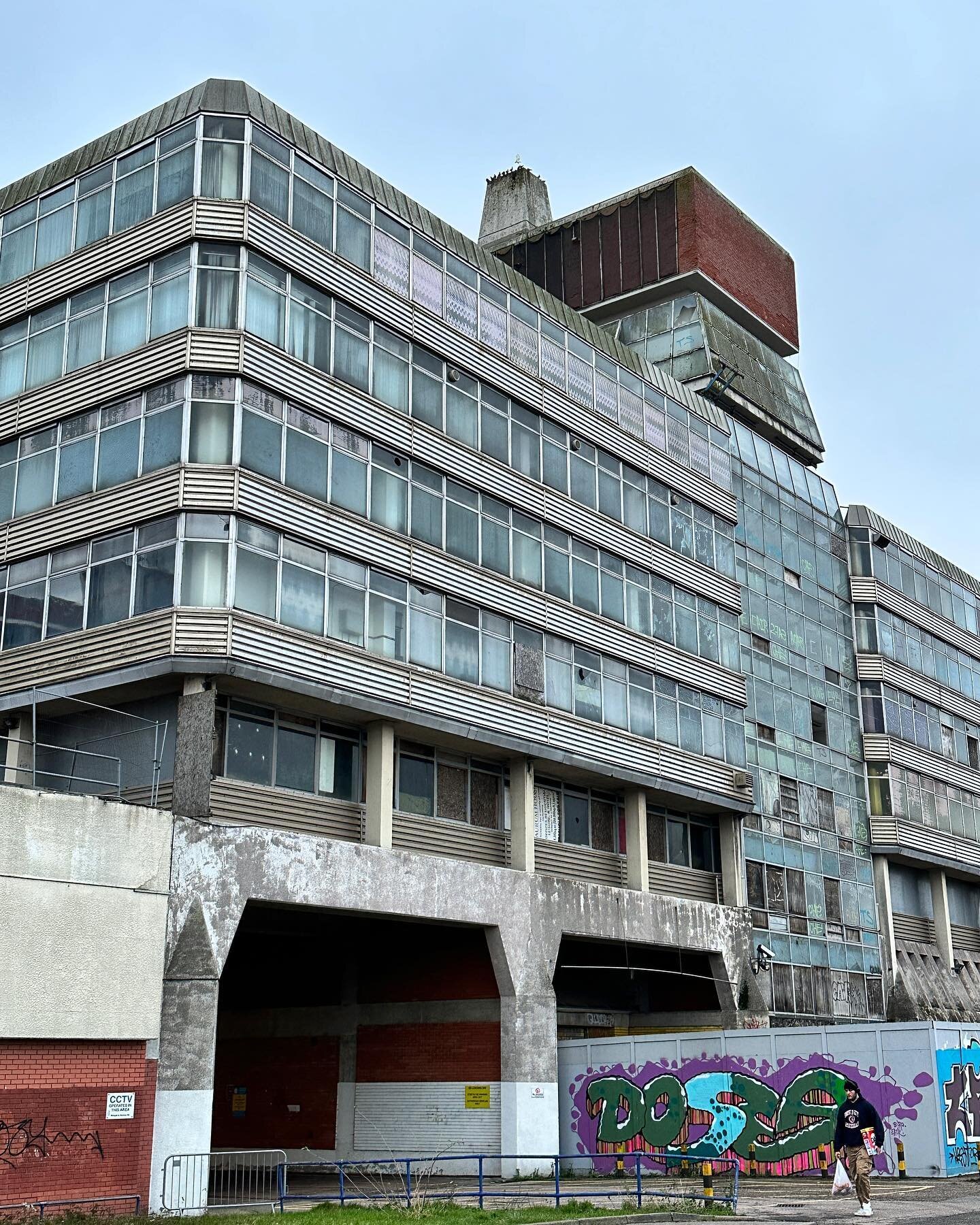 Ran into the man who installed windows in the Stationery House at Anglia Square in Norwich. Fantastic mod building, all glass and concrete with an attached theatre/movie house. The thing constantly leaked when it rained and has now been abandoned for