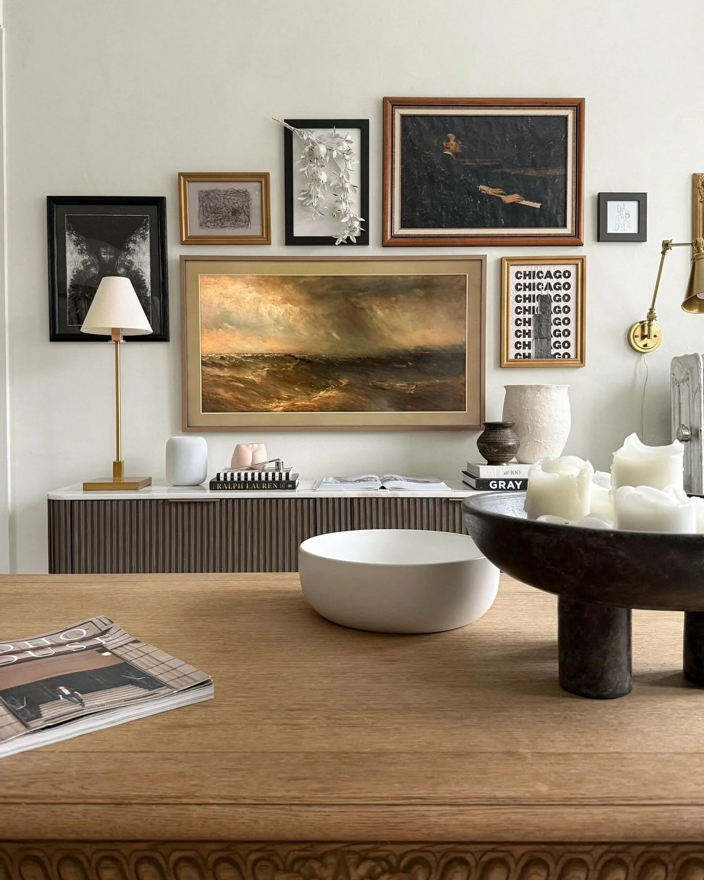 The Christmas decorations are packed away, just in time for a snowy day. ❄️