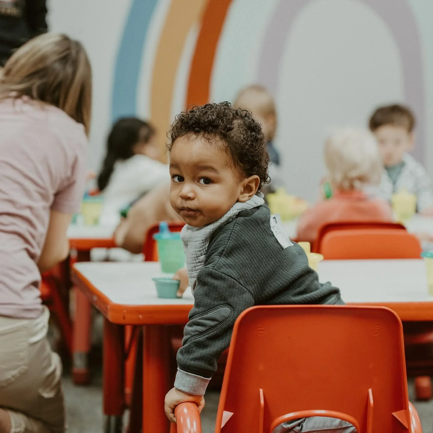 we want to see YOU on Sunday!! come join us at the 9am or 11am gathering. also come join our AJK volunteer team!! follow the link in our bio for more information 😎