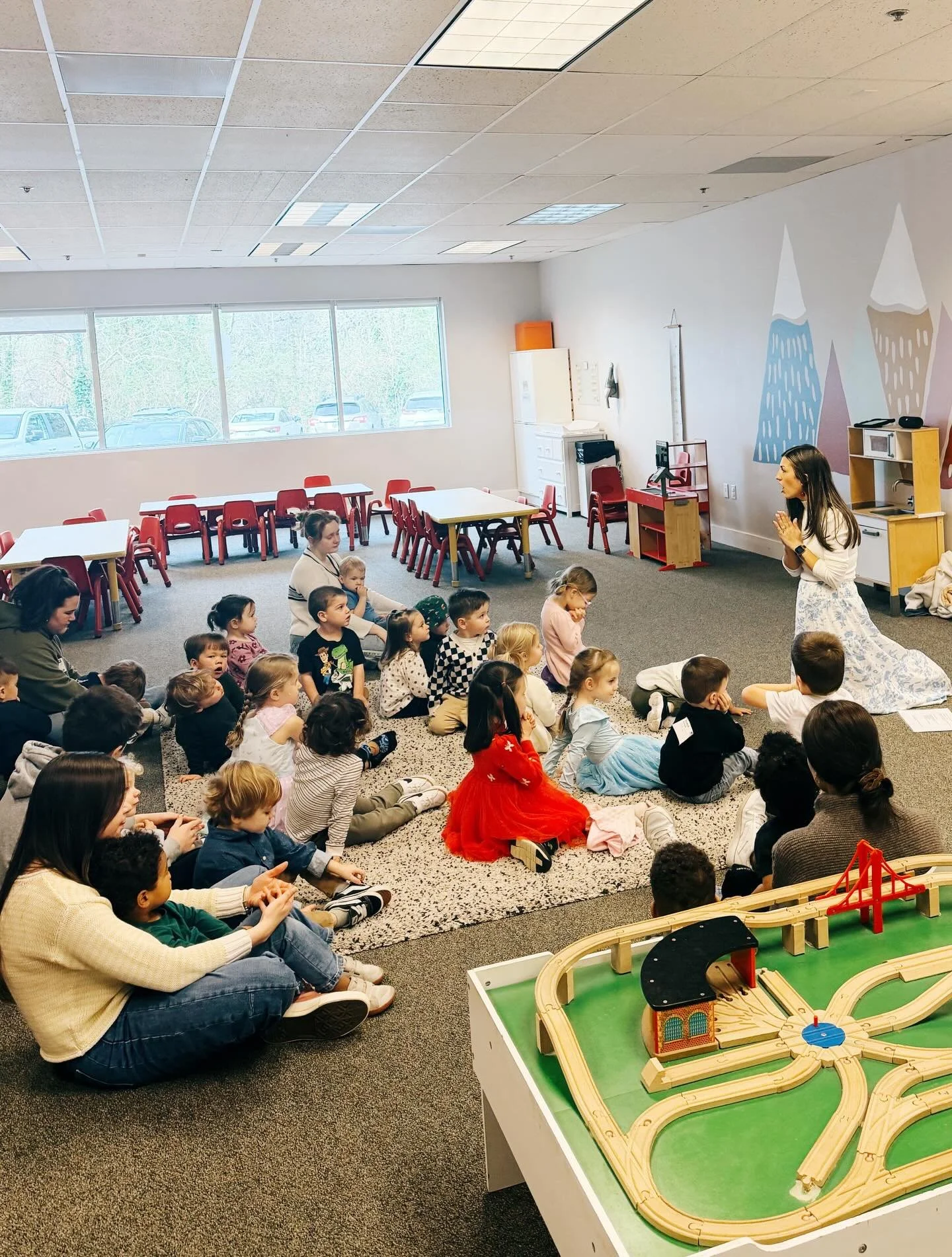 Sundays are for stories, songs, and learning about Jesus 🤍
Grateful for this sweet circle of curious minds and growing faith in Him ✨