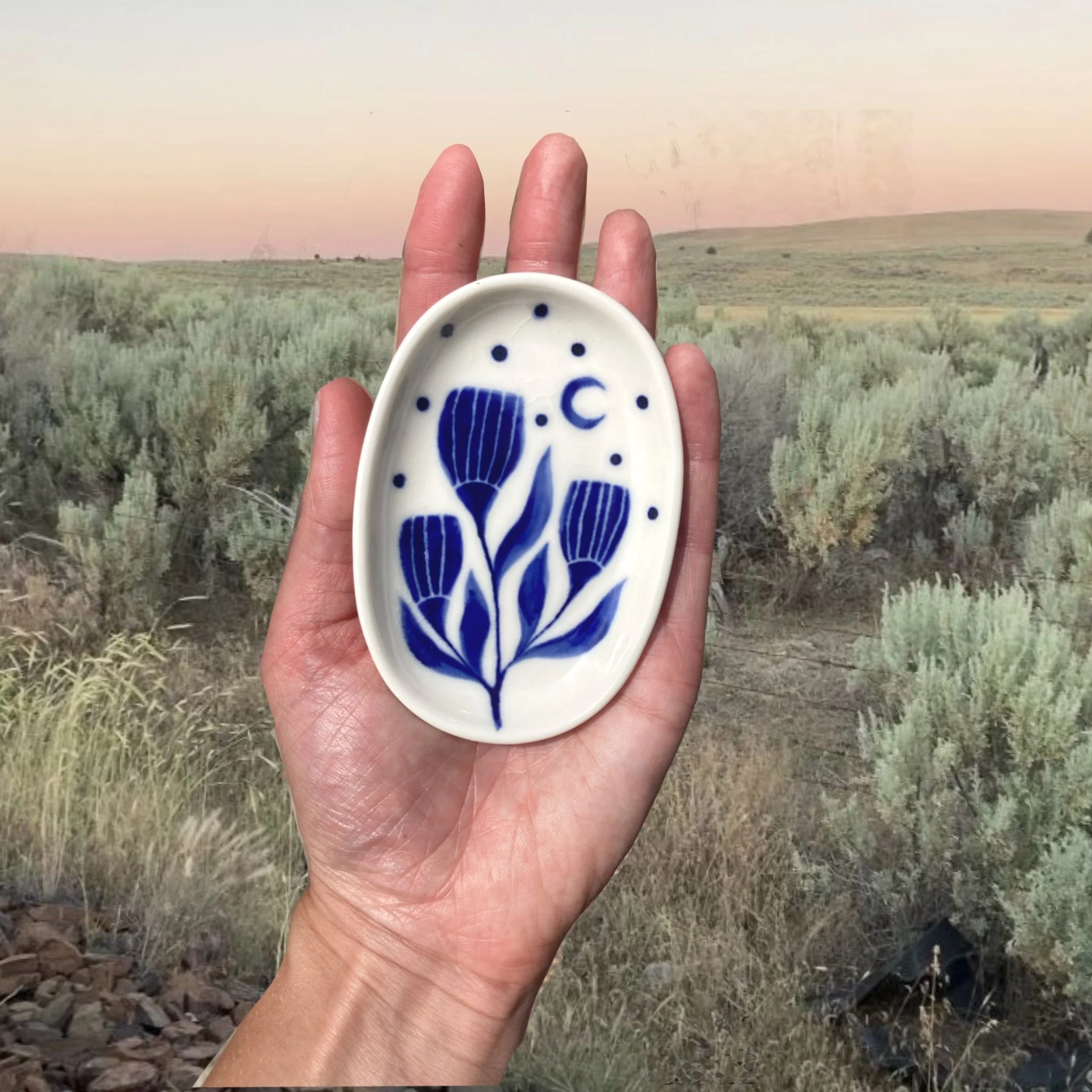 Oval Dish - Smallest no.3 moon flowers