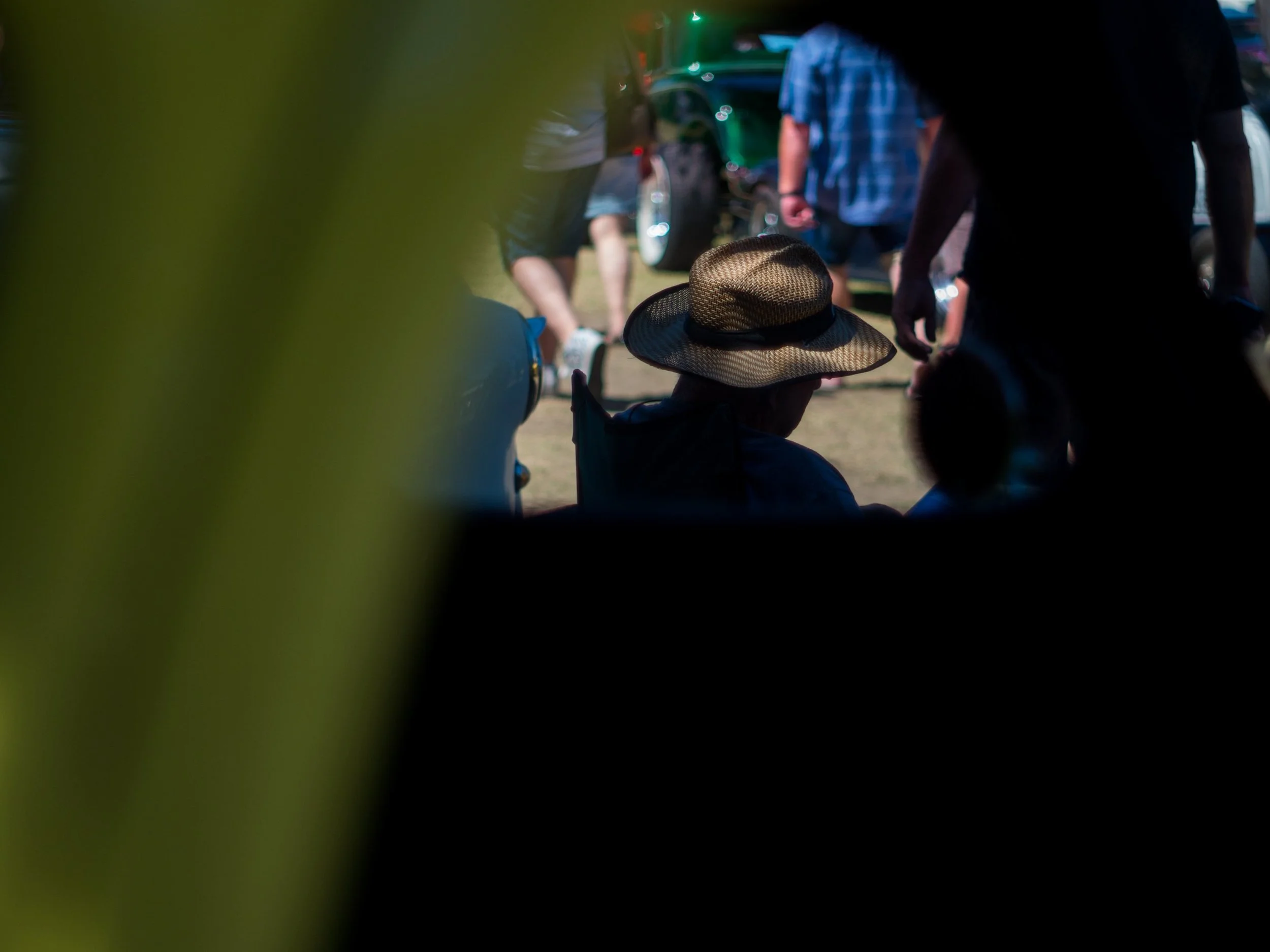 Rear window: artistic constraint in action.