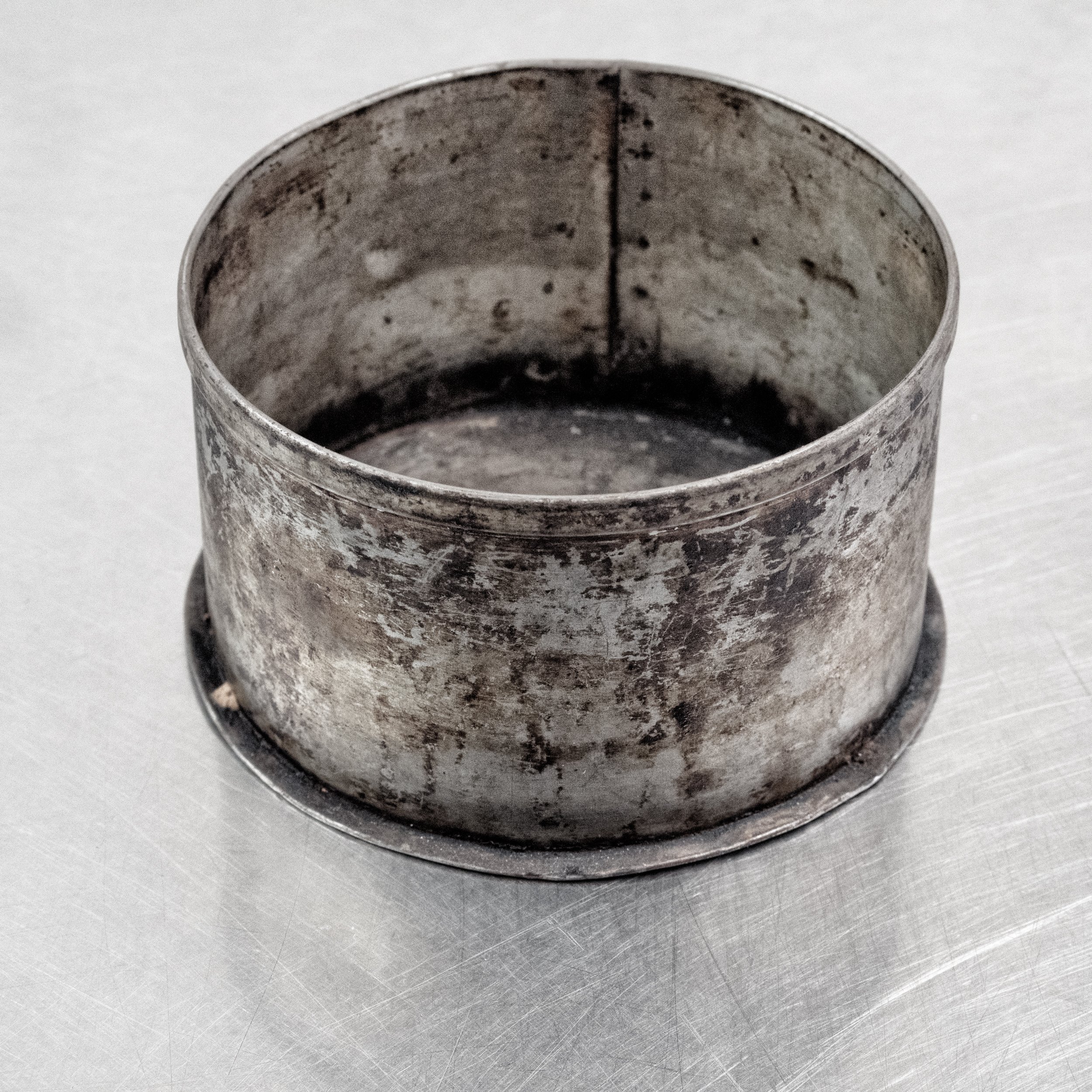 cake tin #3