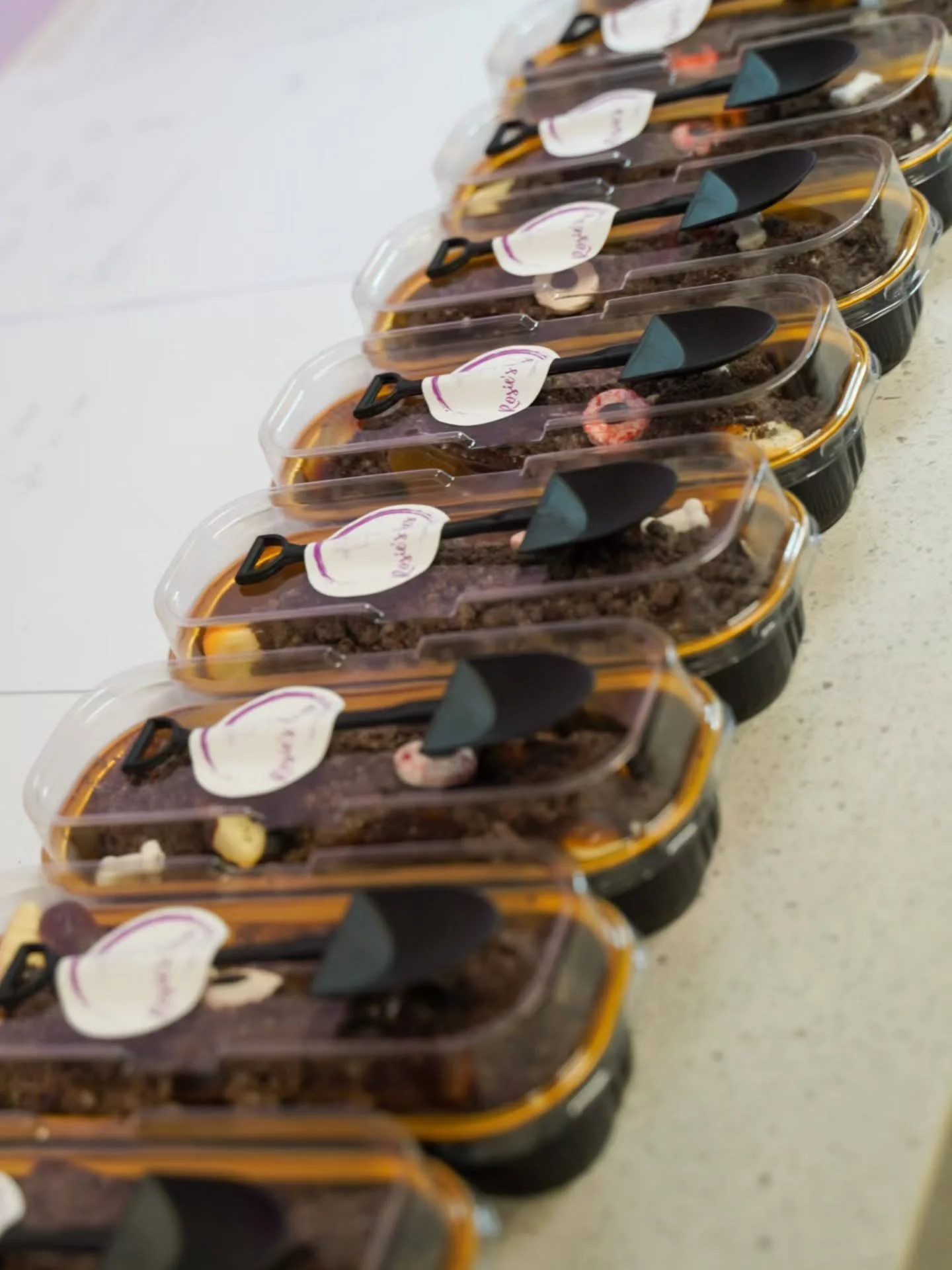 Spooky treats are so soooooon! Don't forget to order via my website or DM me 💜💜

Cake, ganache, spooky lollies, oreo crumb for 'dirt' the most fun (and delicious) halloween treat! 

#halloweencake #halloweentreats #torbay #aucklandnorthshore #cake 