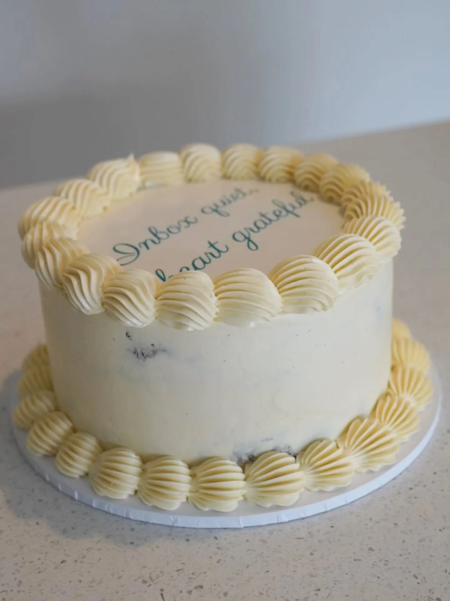 "Inbox quiet, heart grateful"

The cake I delivered to my amazing mortgage advisors for all they did to see us in to our new home. 

Oh and P.S you can order your own cake like this, with whichever message you'd like....via my website 😉😉
