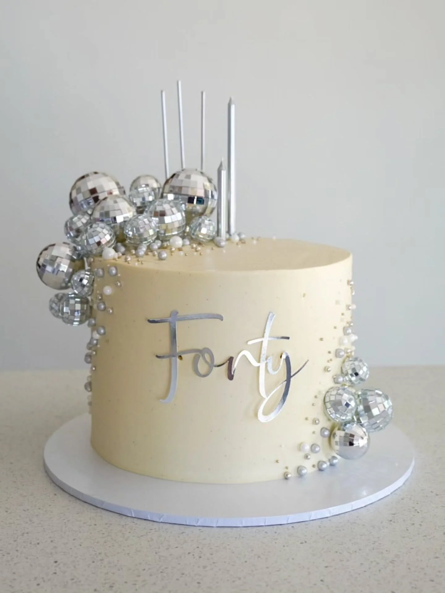 What do you make for the coolest 40 year old who doesn't like cake? A brownie cake!

The outside looks like any other cake but the inside is my classic brownie with layers of caramel and ganache. 

Yep! You read that right! Brownie, caramel, ganache.