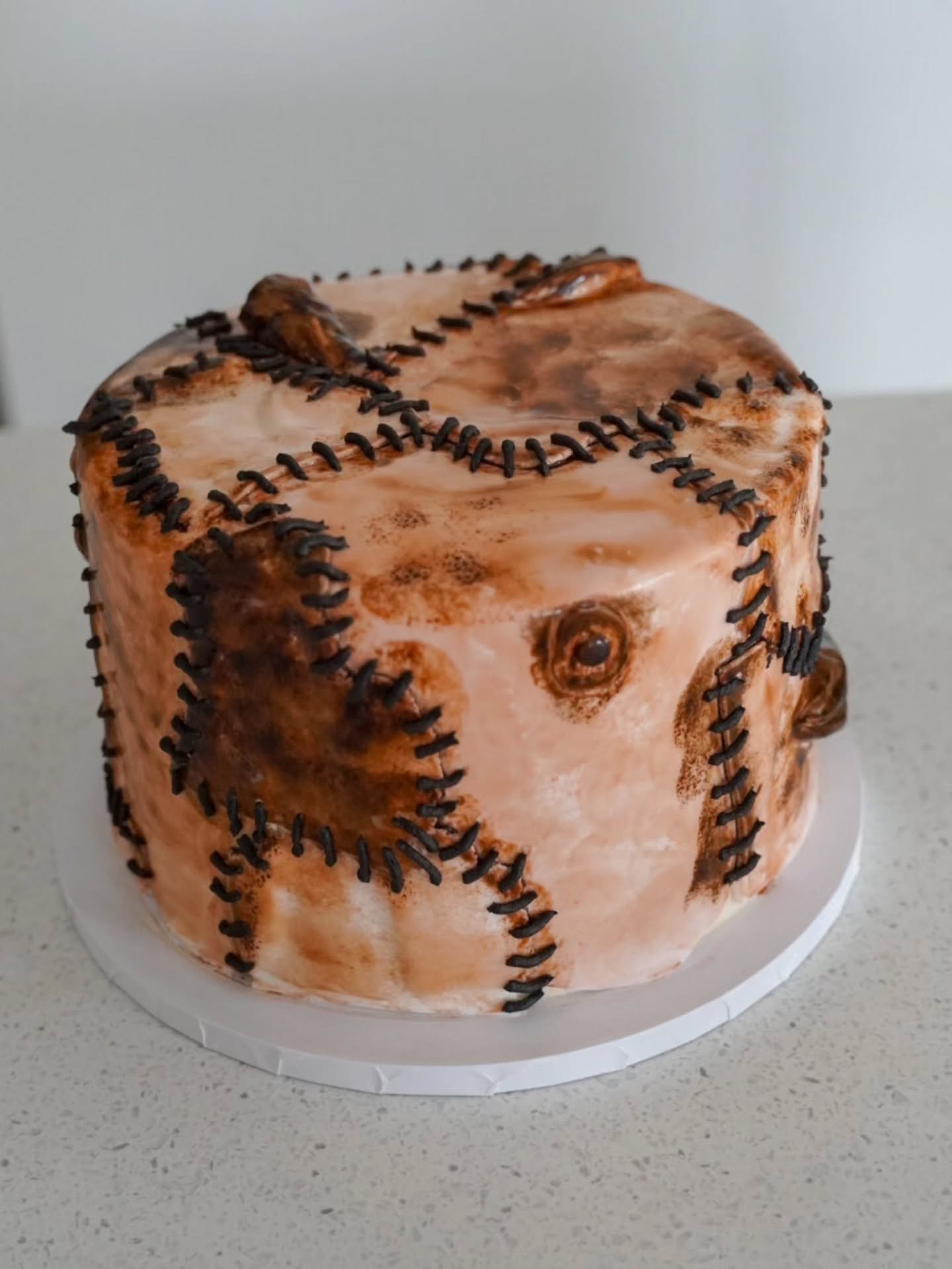 That time I made an Ed Gein cake....for CHRISTMAS

😂😂

#christmascake #edgein #aucklandcake #nzcake