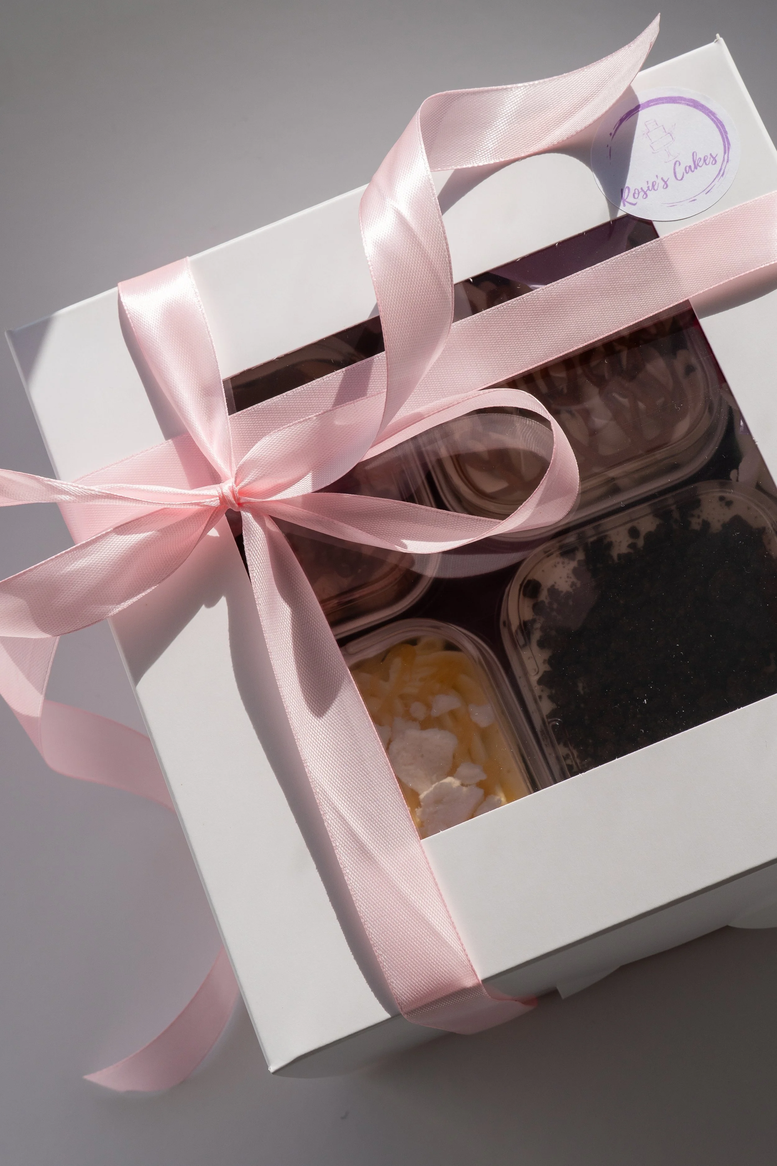 Tasting Cake Tin Gift Box 💝🍰
