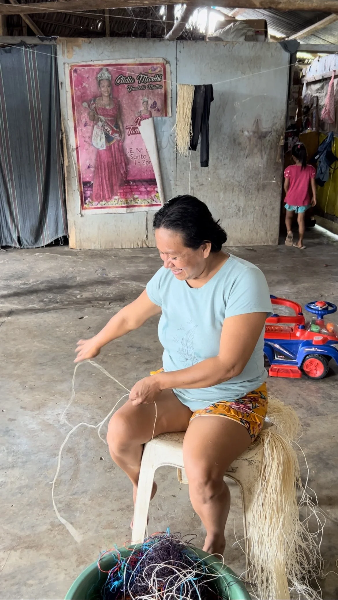 Rolling string to make a bag