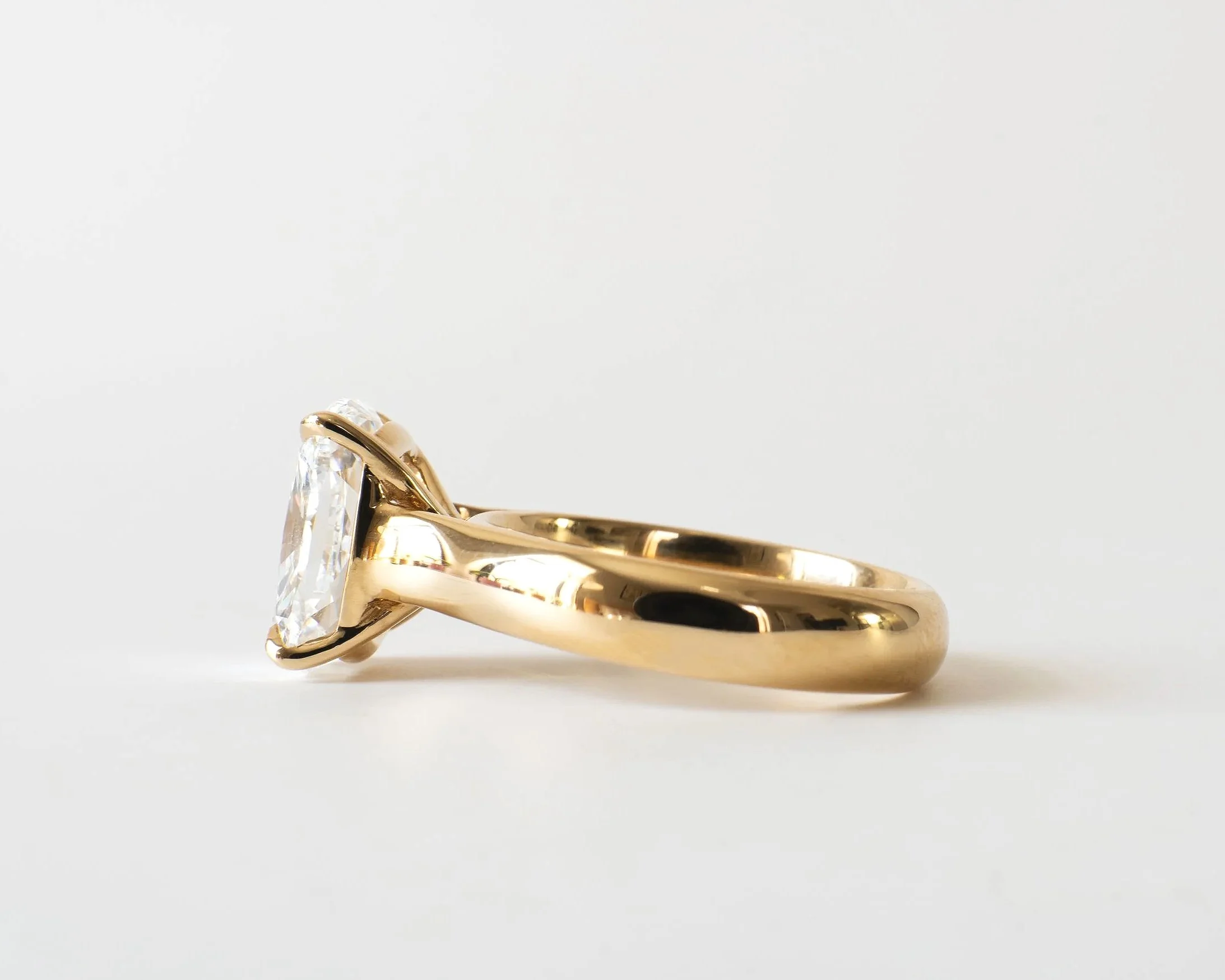 alecengagementring2.jpg