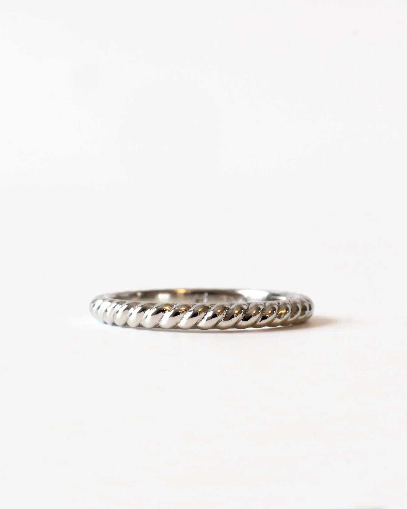 jacqueline%27s+wedding+ring.jpg