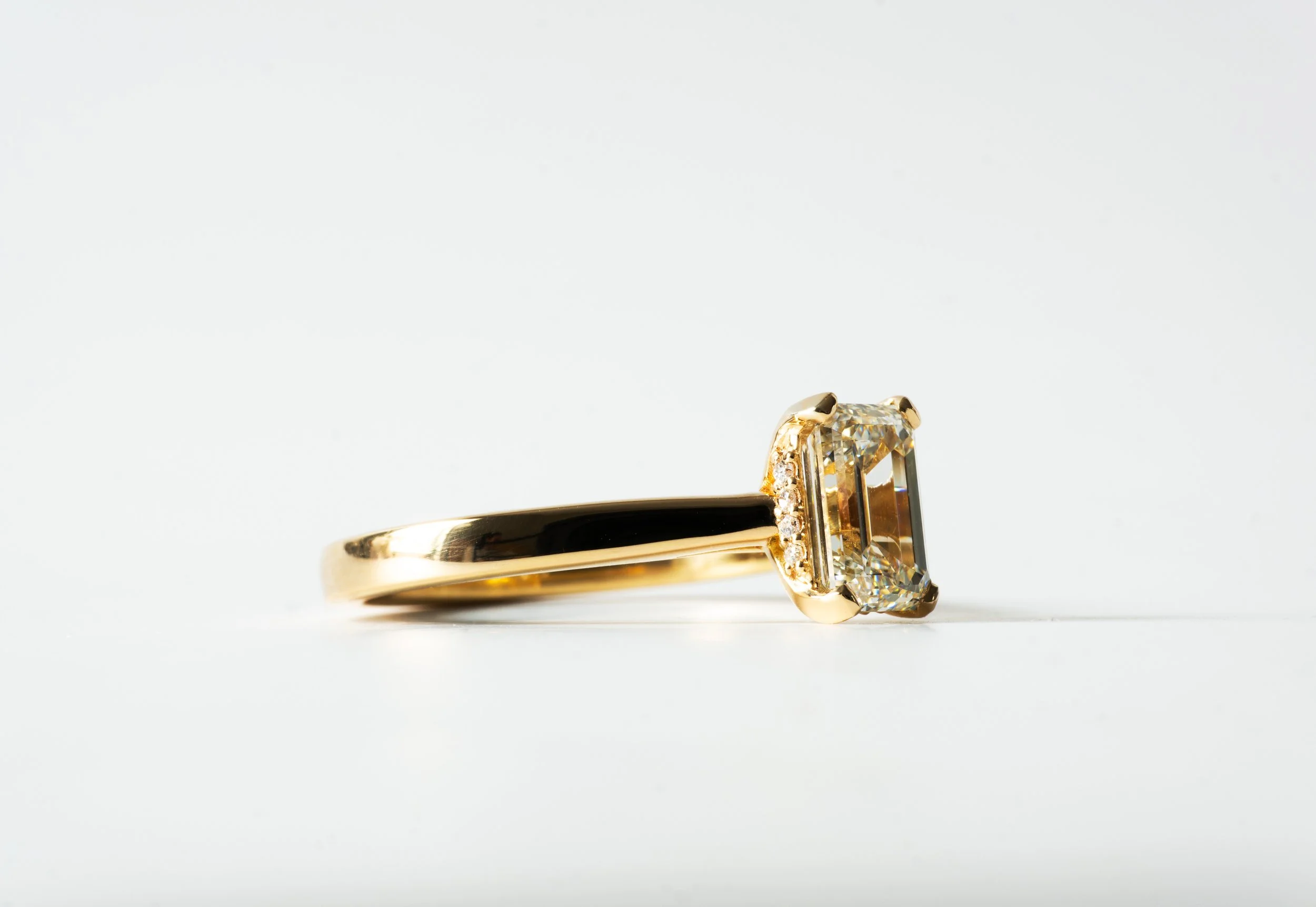 danis engagement ring side.jpg