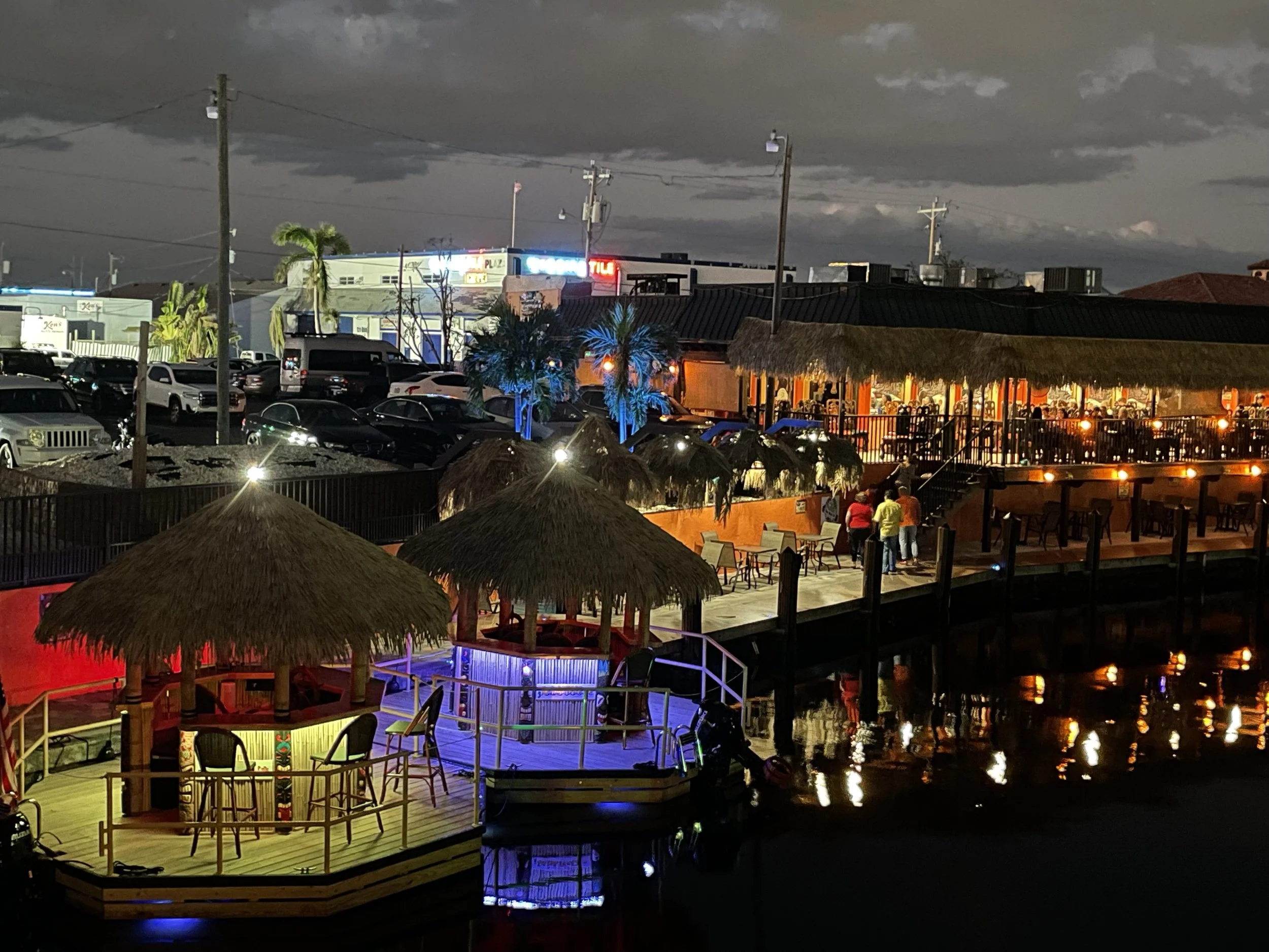Gallery — Cruisin Tikis Cape Coral