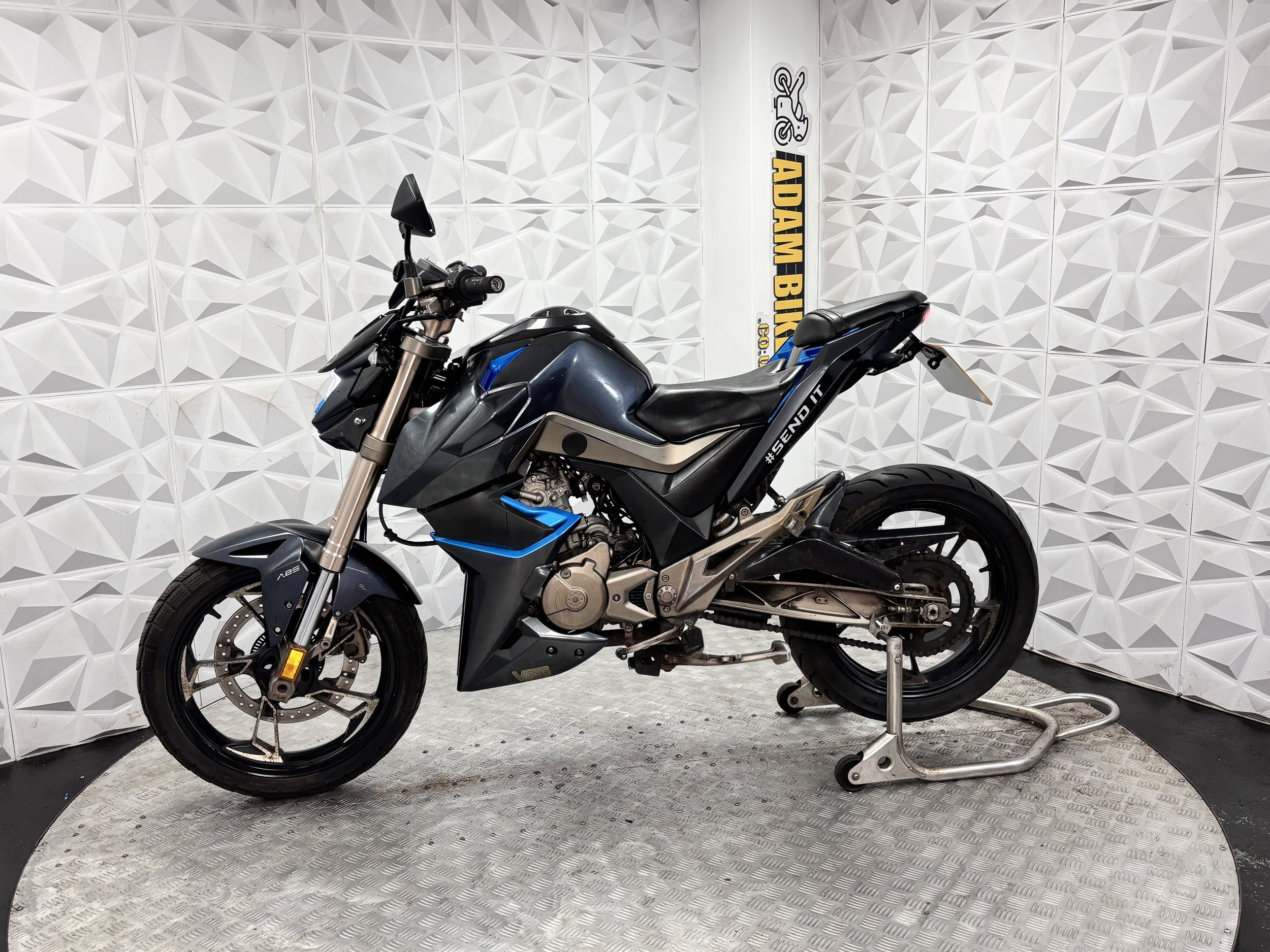 Photo 18-11-2025, 10 02 41.jpg