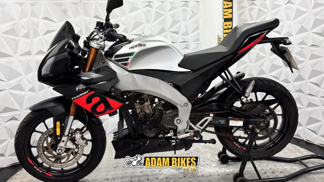 2.3m this way (3).jpg