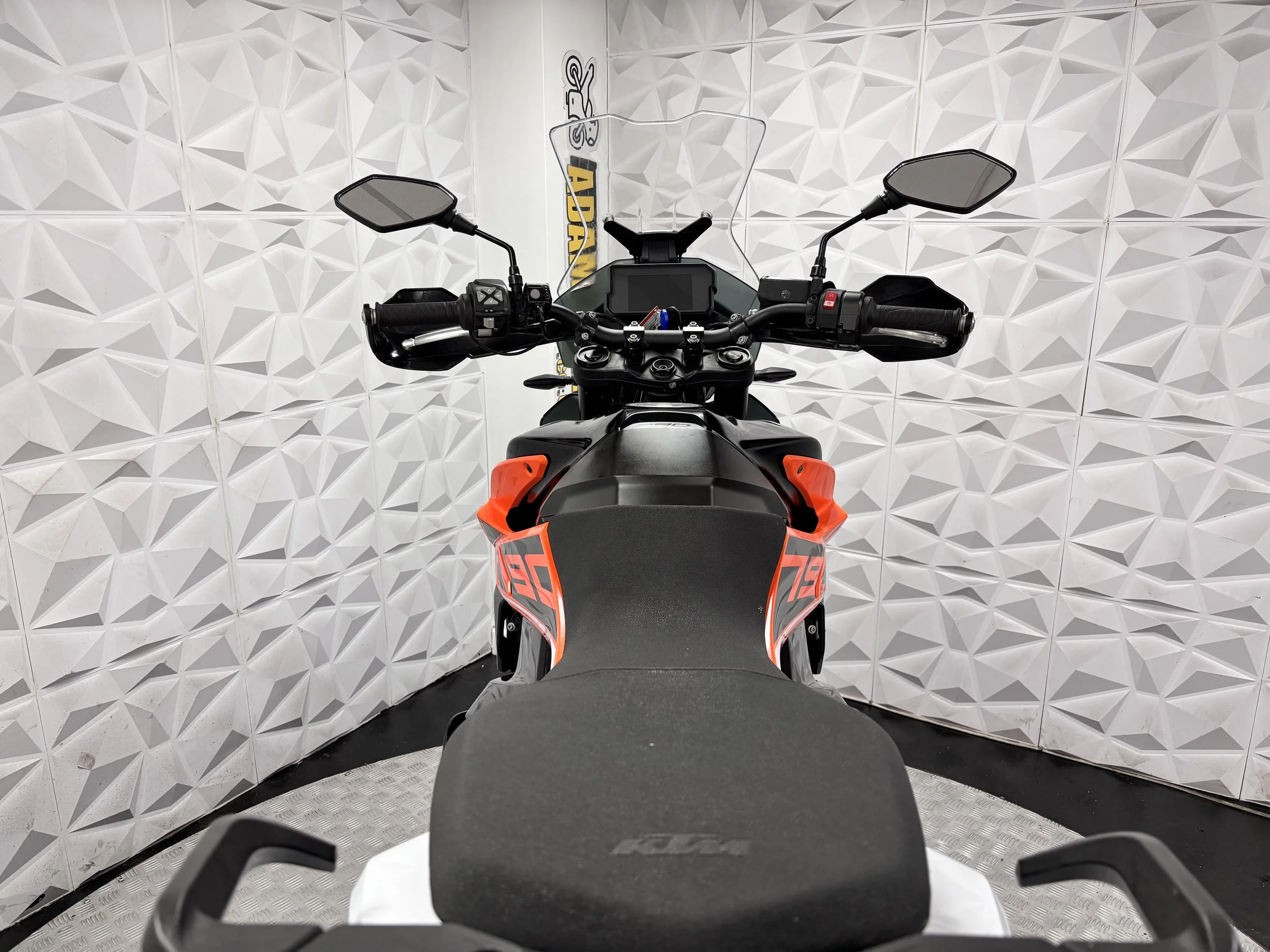 Photo 22-10-2025, 14 49 03.jpg