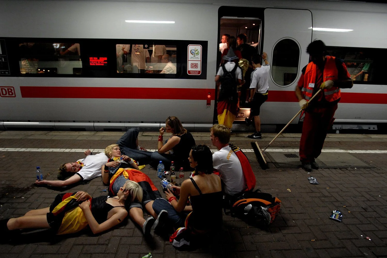 24-Dortmund-Station-world-cup-germany-2006.jpg