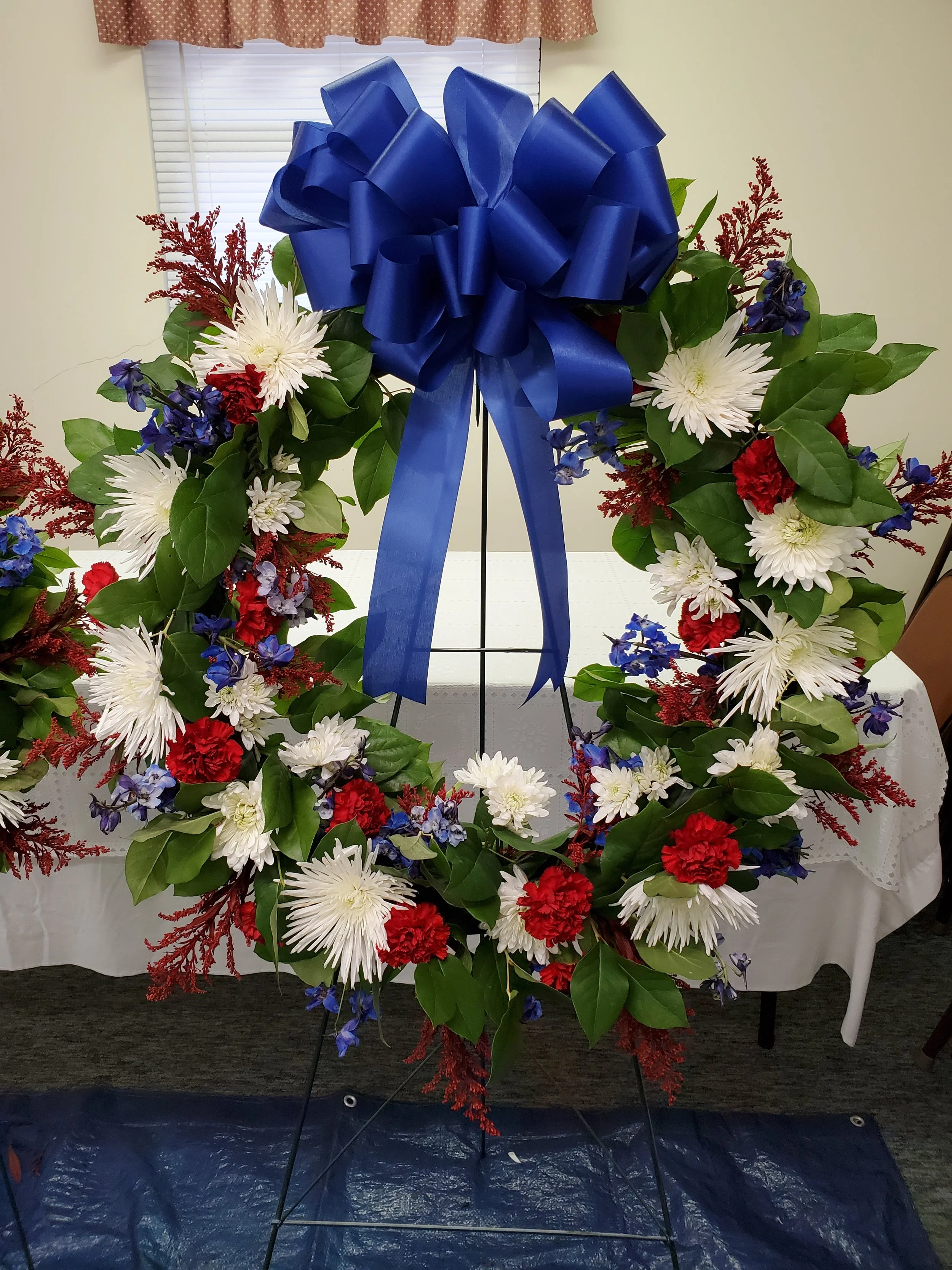 Arrangers Guild Veterans Day Wreath Making
