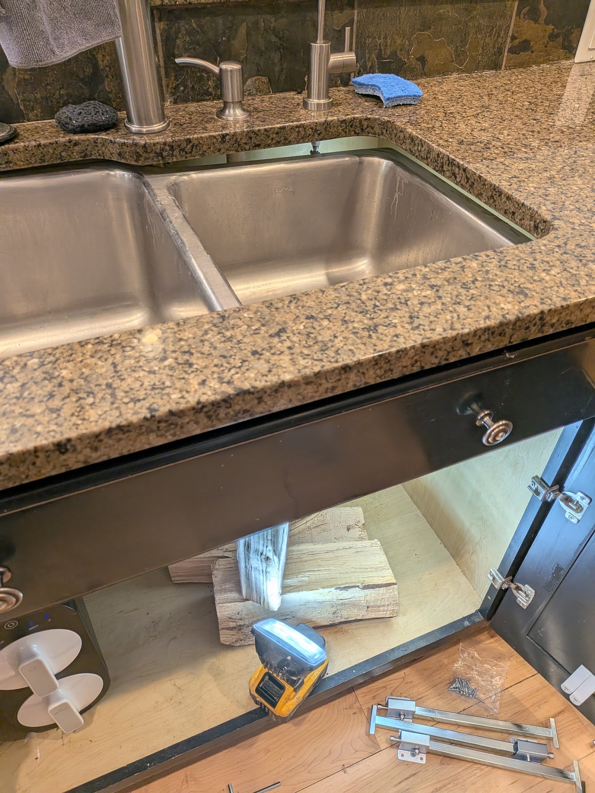 failing undermount kitchen sink